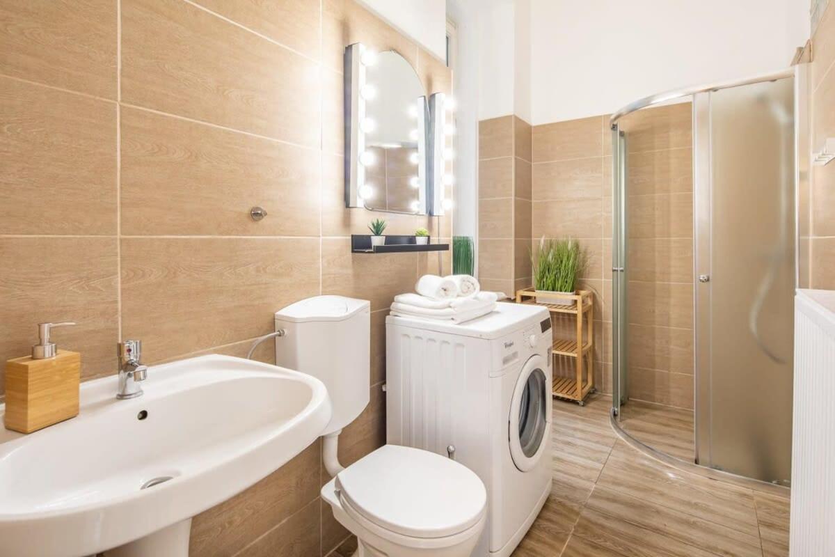 Full Comfort, 4 Bedrooms In The Heart Of The Appartement