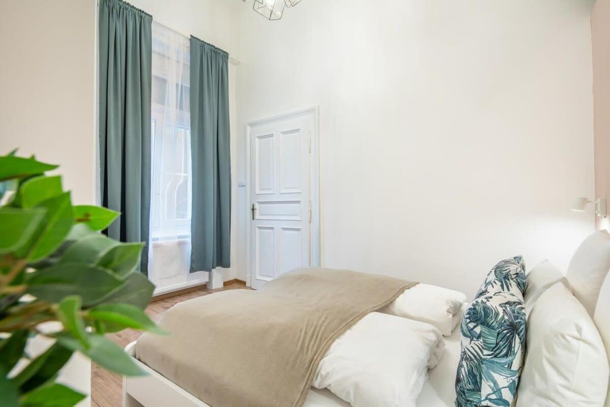 Full Comfort, 4 Bedrooms In The Heart Of The