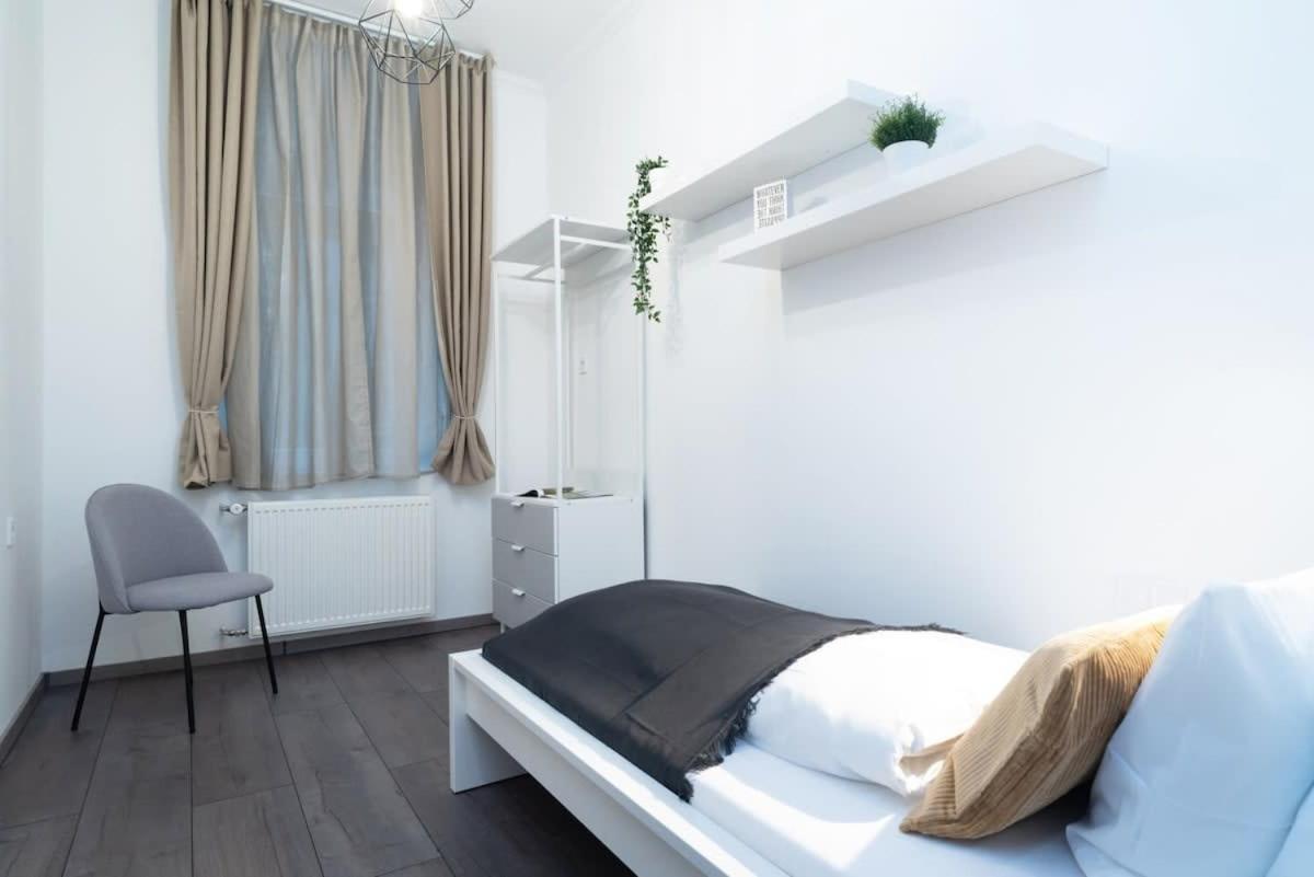 Lägenhet Ideal New In The Center Budapest