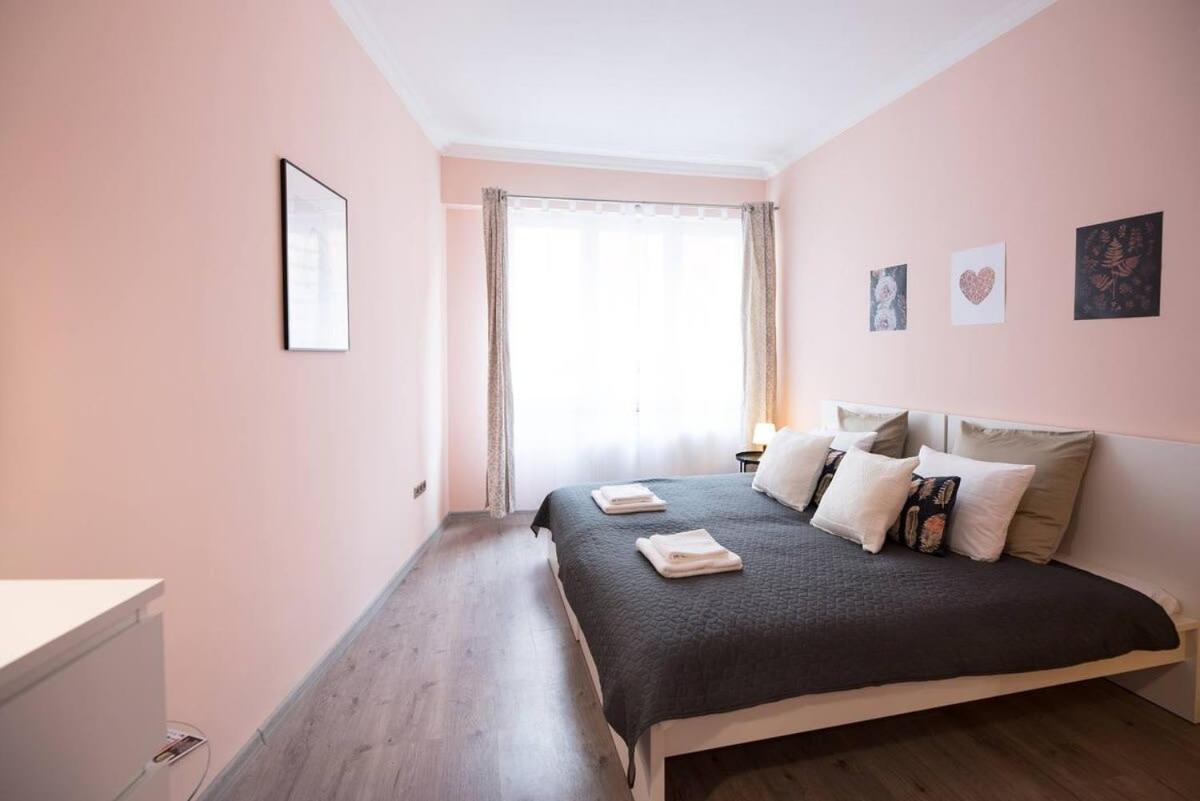 Ultra Large With Ac And Balcony Budapest