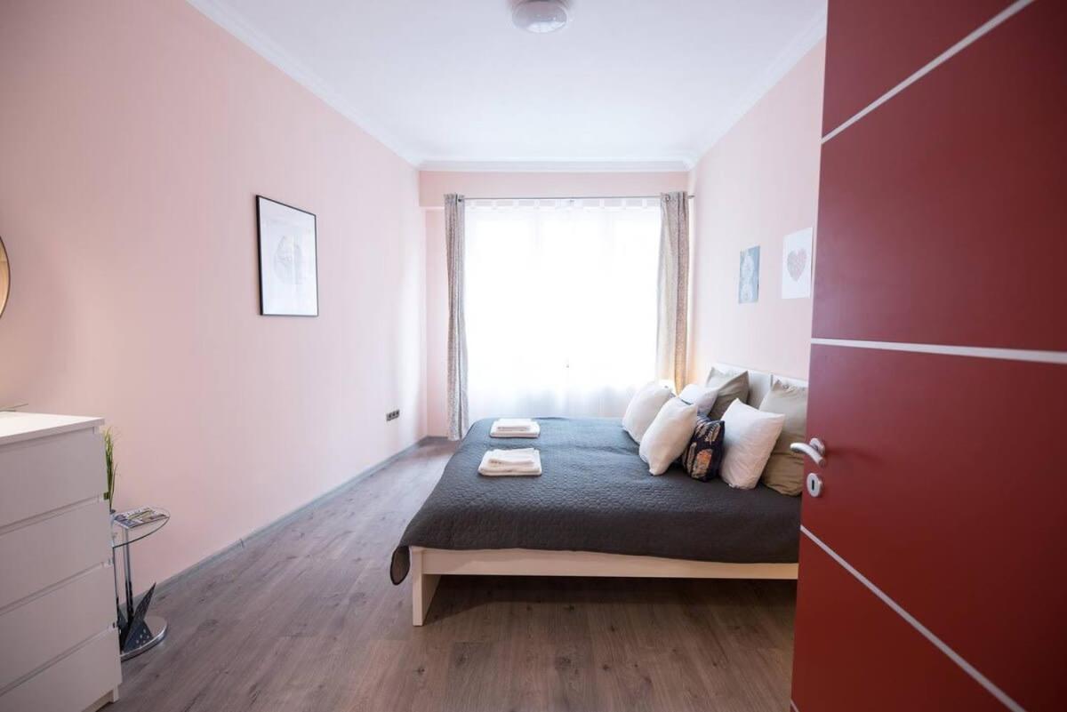 Ultra Large With Ac And Balcony