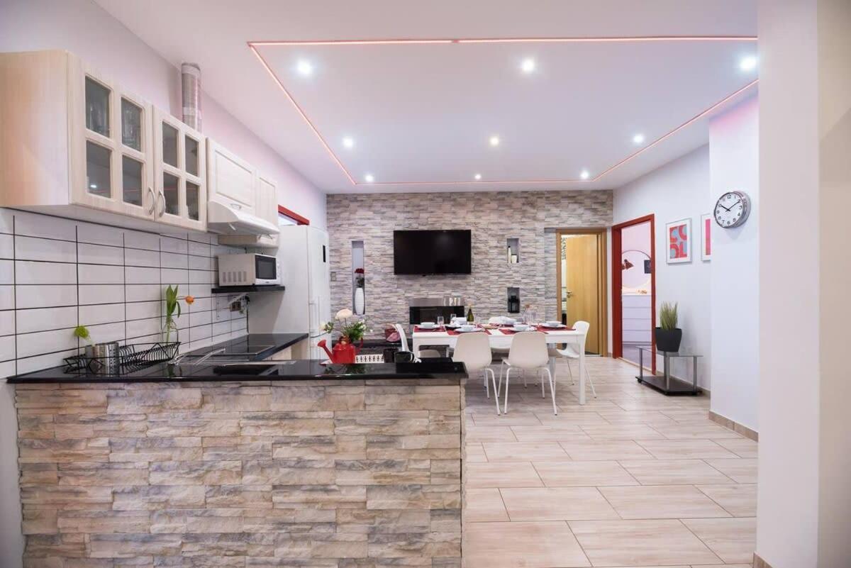 Ultra Large With Ac And Balcony Apartamento