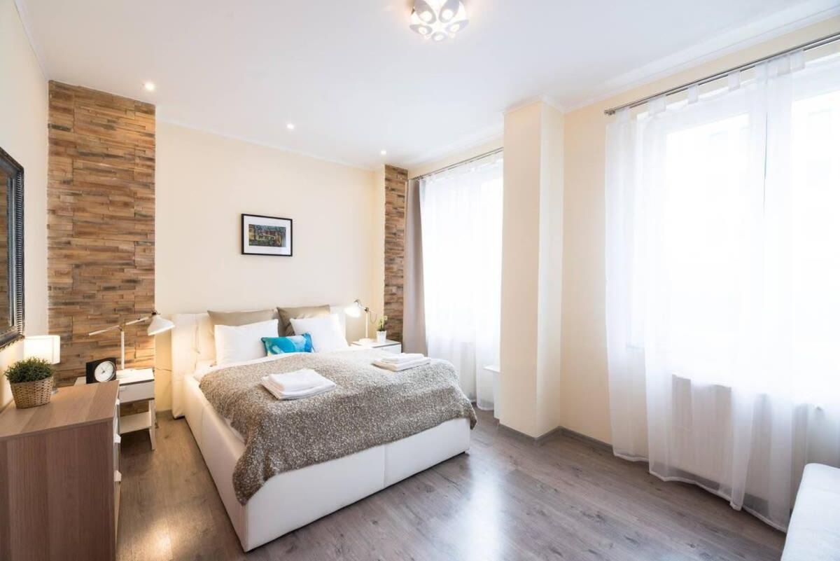 Ultra Large With Ac And Balcony Apartamento Budapest