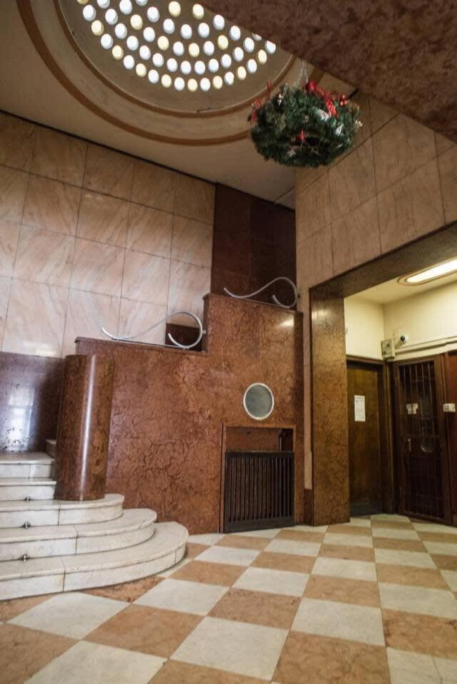 Very Spacious Ac Lägenhet Budapest