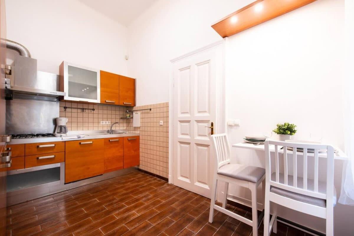 Very Convenient Large Ac Place Apartamento *