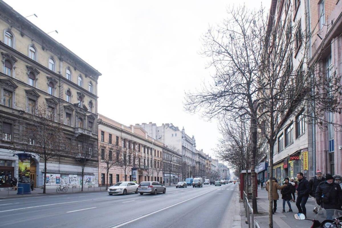 Lägenhet Very Spacious Ac Budapest