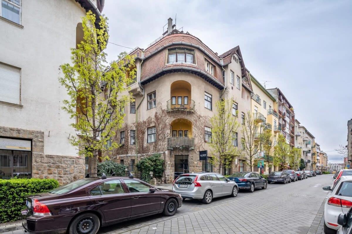 Quiet Charming Near The Center Apartman