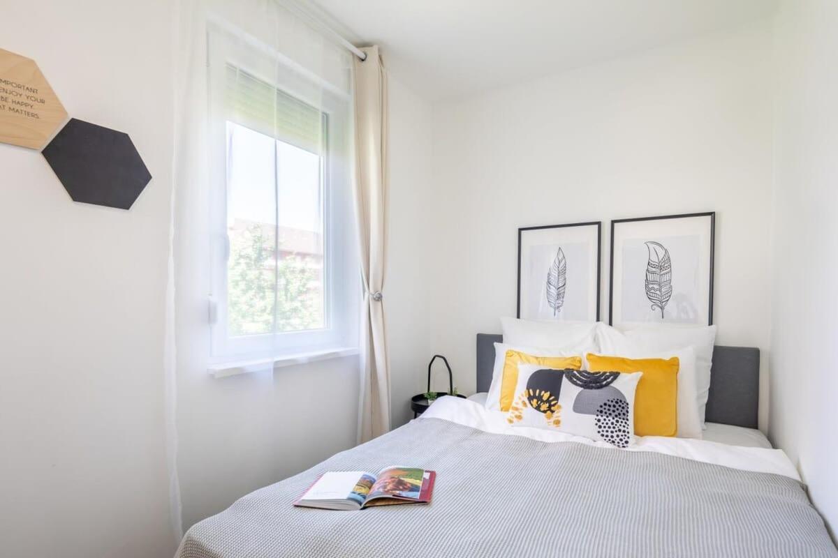 Lägenhet Sunny Balcony - Cute And Cozy *