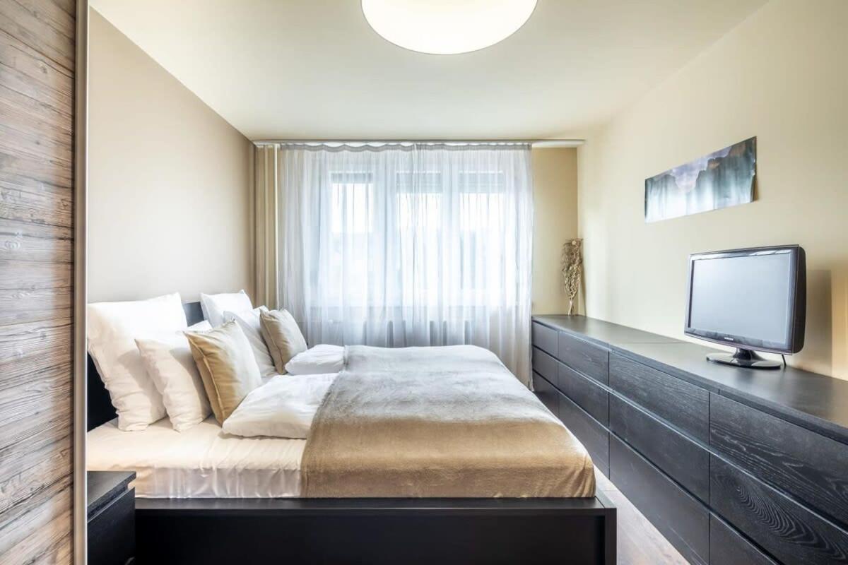 Cozy Quiet With A Balcony * Budapest