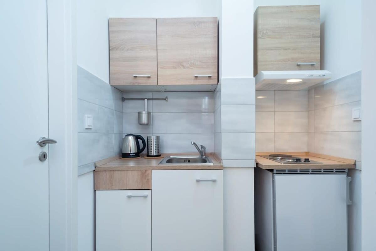 Apartment Modern Stylish At Location *