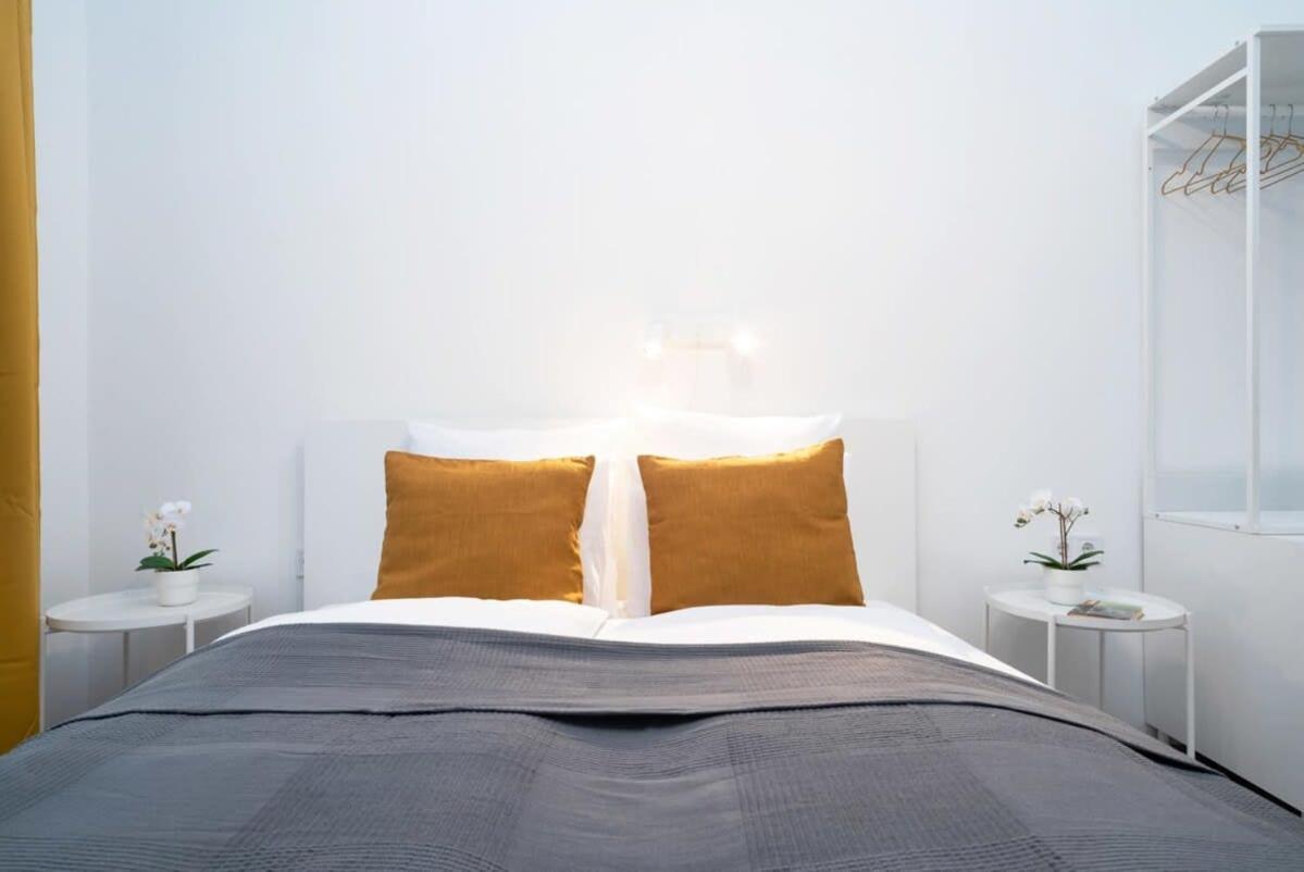 Modern Stylish At Location Apartment Budapest
