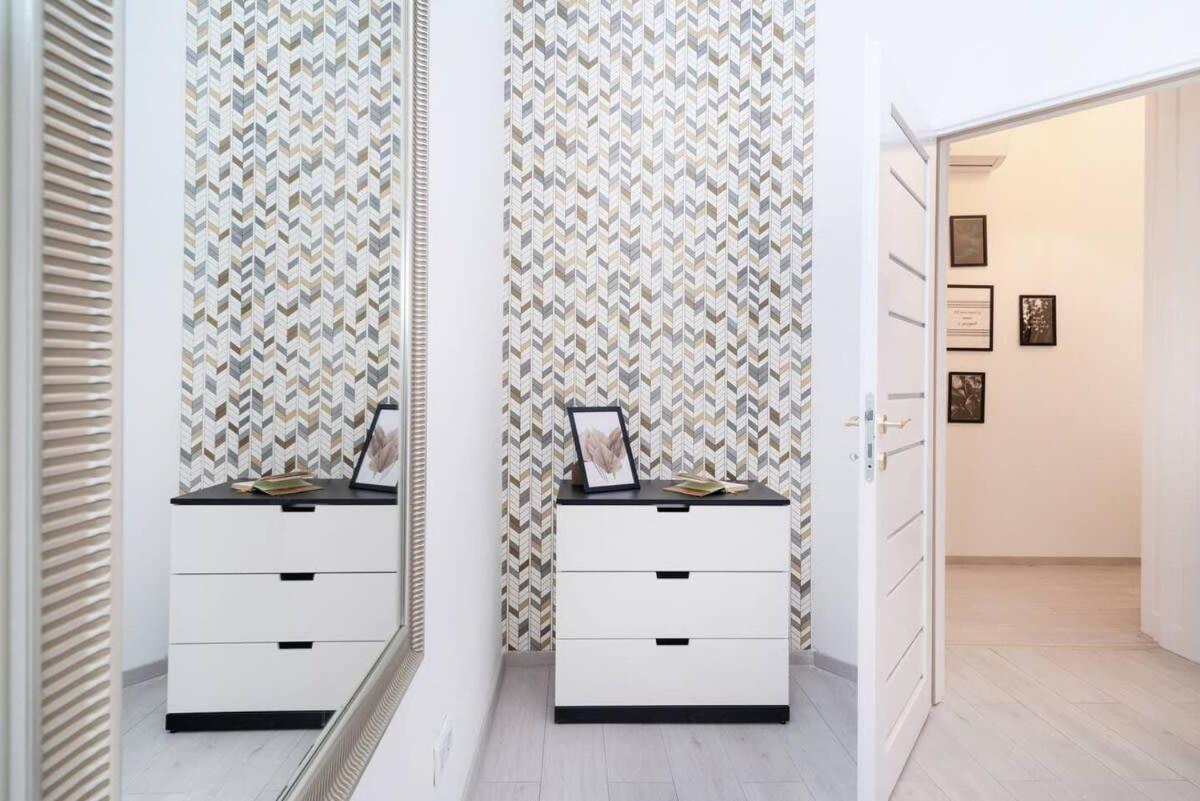 Ferienhaus And New Design Budapest