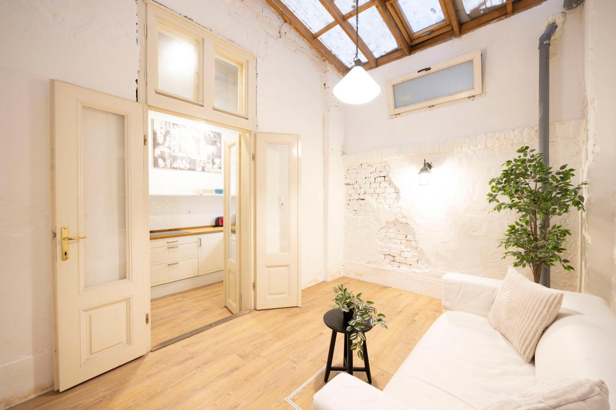 Cozy & Nostalgic Style In The Center * Boedapest