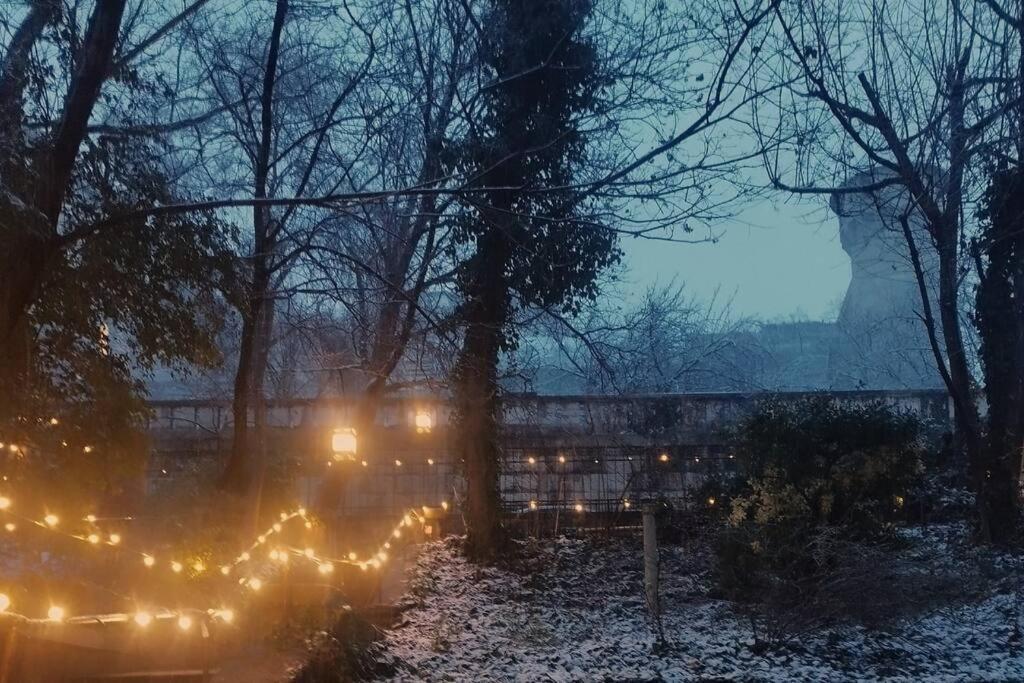 Holiday home House W/castle View Garden, Wine, Garage, Netflix Budapest