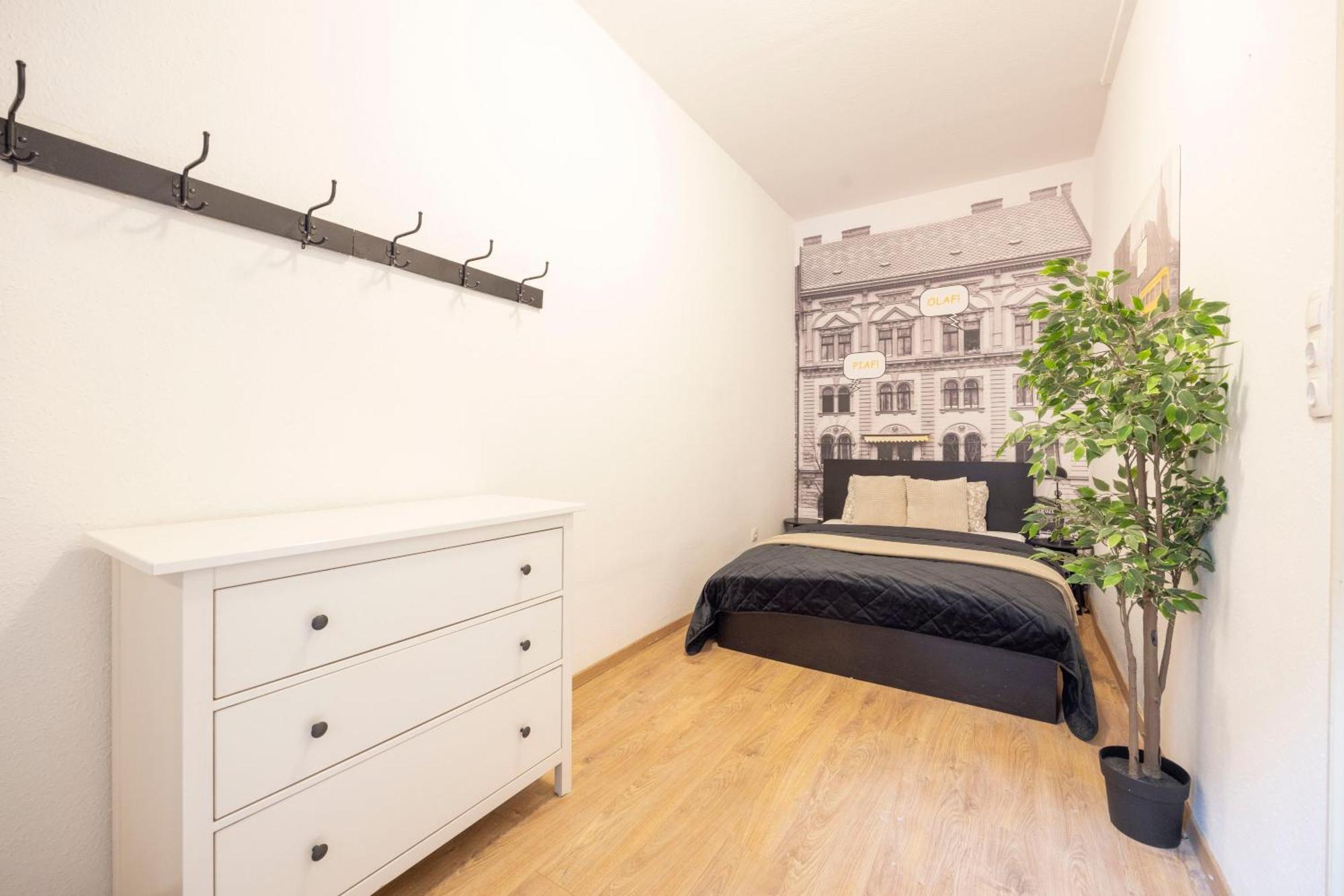 Cozy & Nostalgic Style In The Center