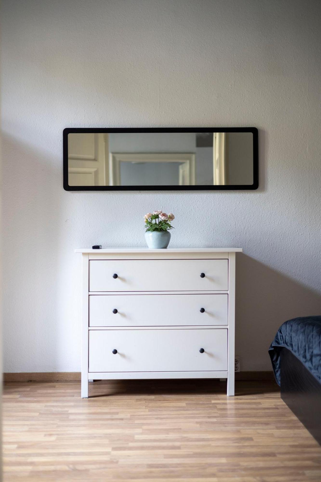 Cozy & Nostalgic Style In The Center *