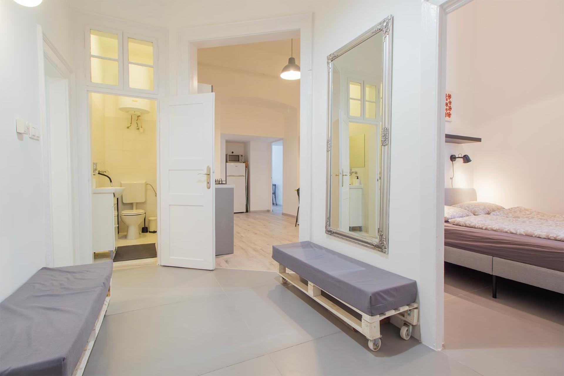 Dohany With 3bedroom 1,5bath - 9people Budapest