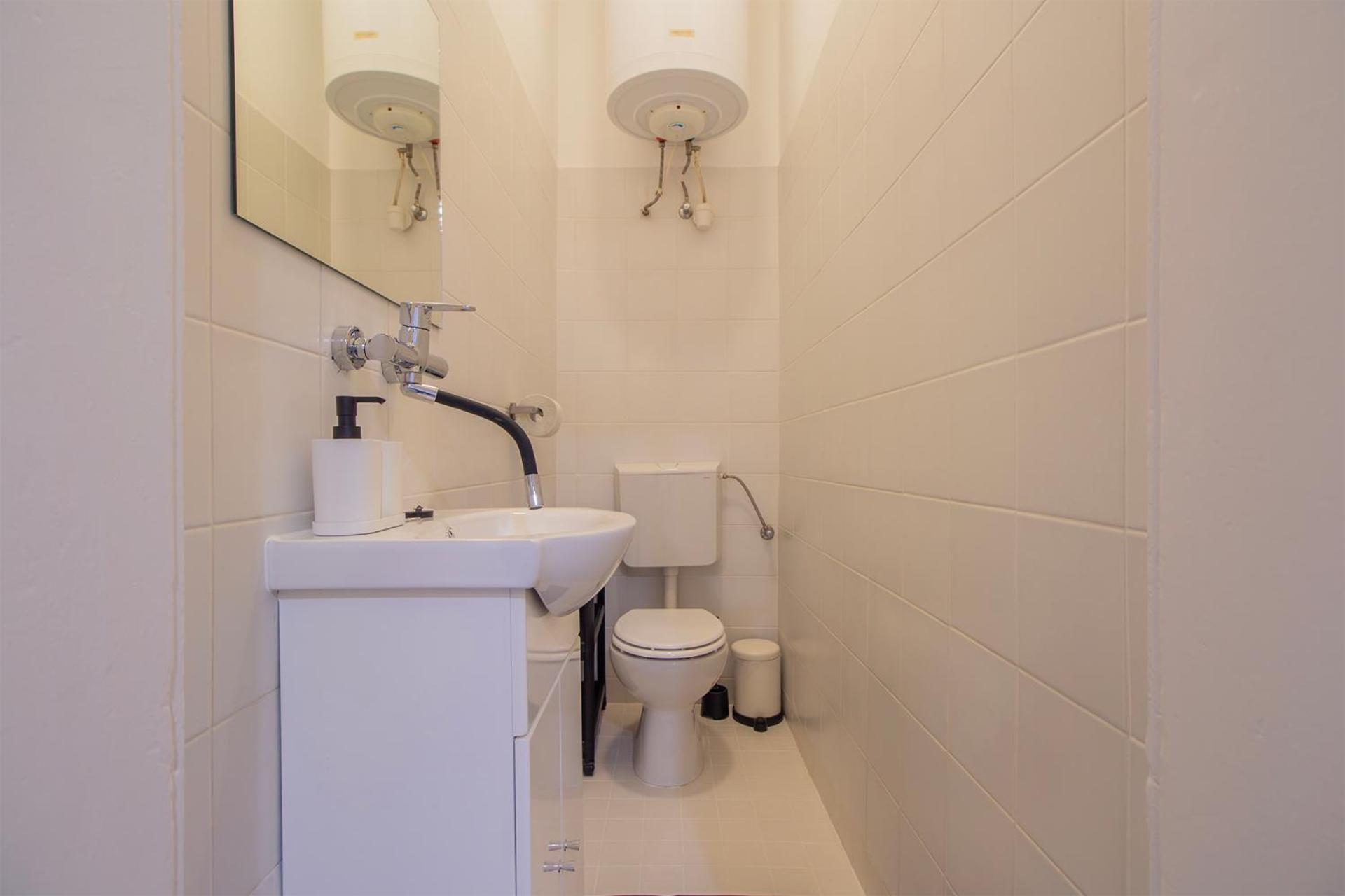 Dohany With 3bedroom 1,5bath - 9people Apartamento *