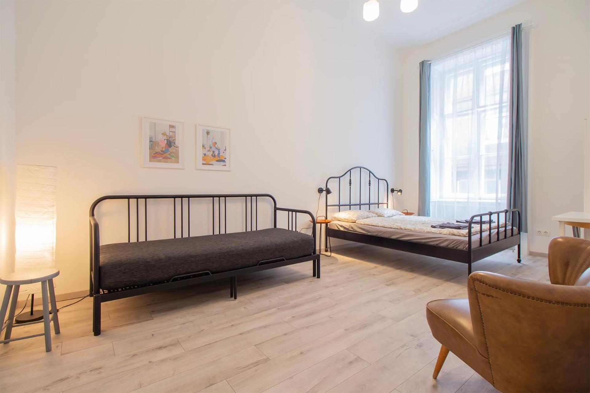 Dohany With 3bedroom 1,5bath - 9people Apartamento