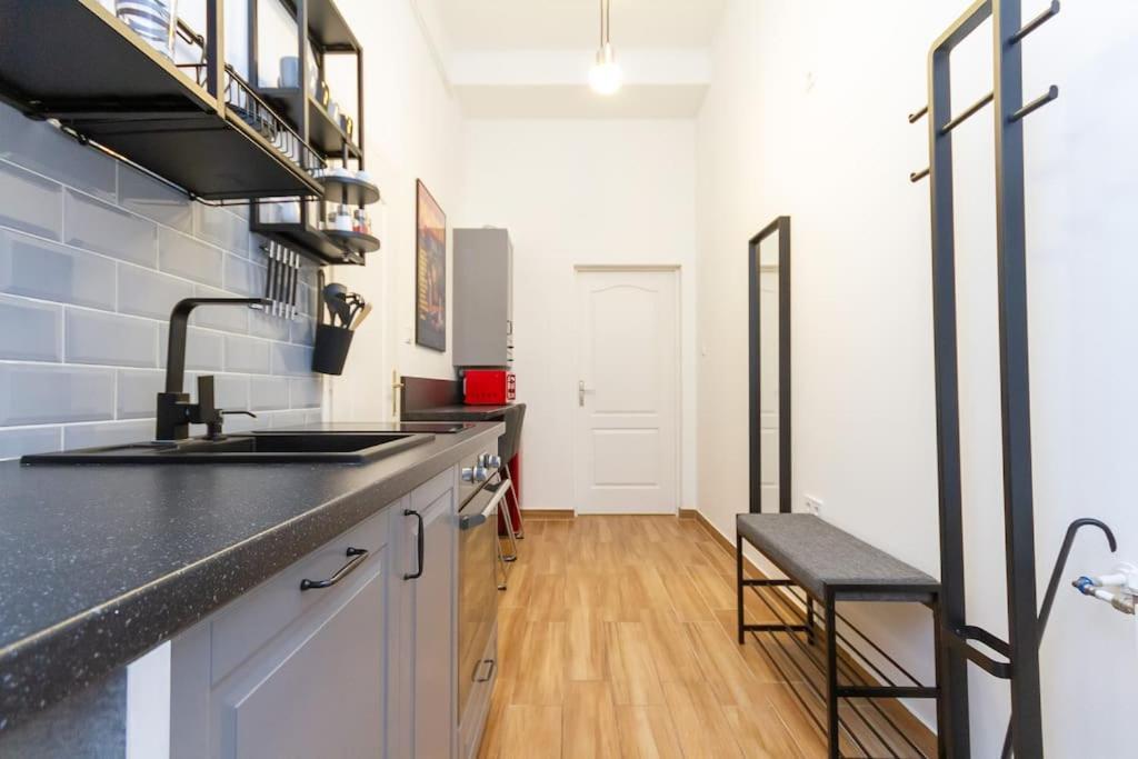 Kazinczy Gem 7th District Haven By Nw Apartamento Budapest