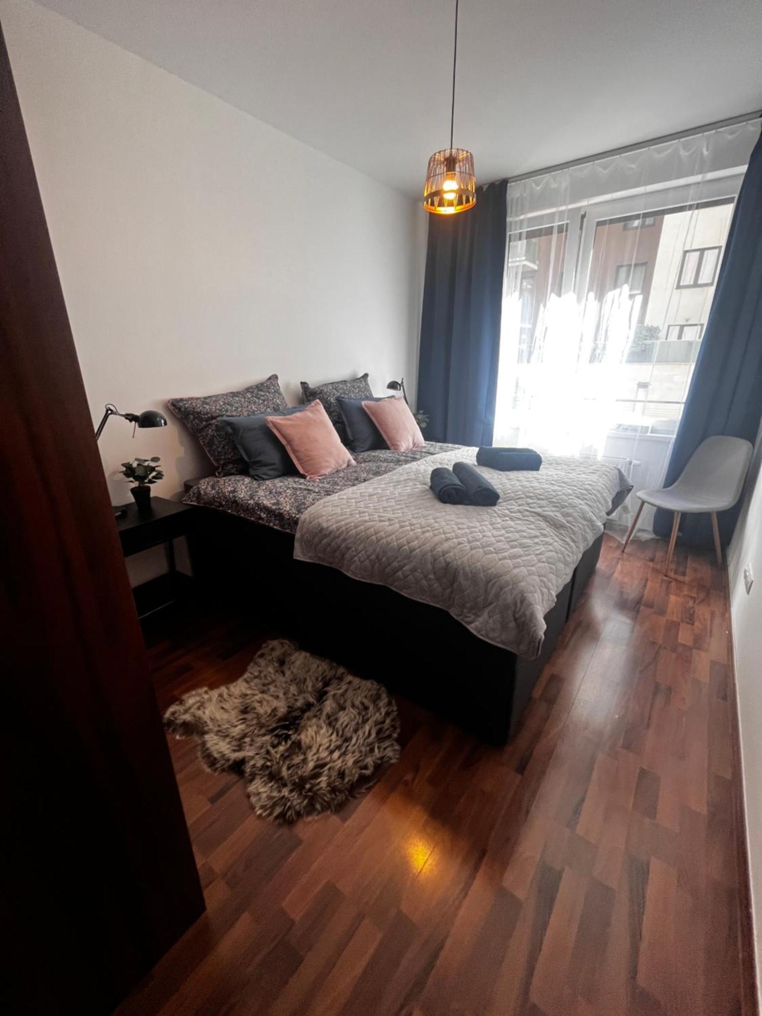 Corvin Gold City Garden Apartament