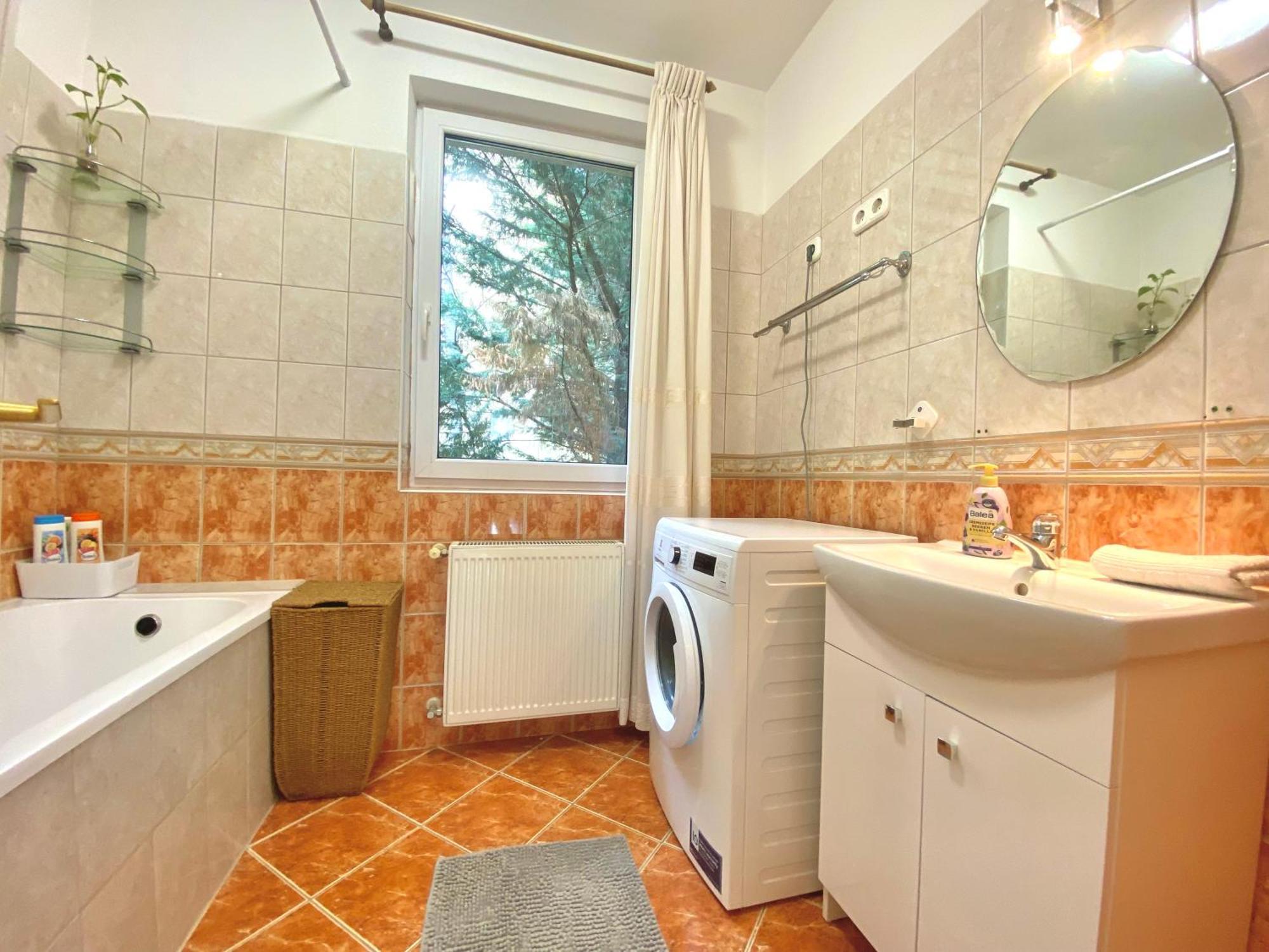 Langman Apartment
