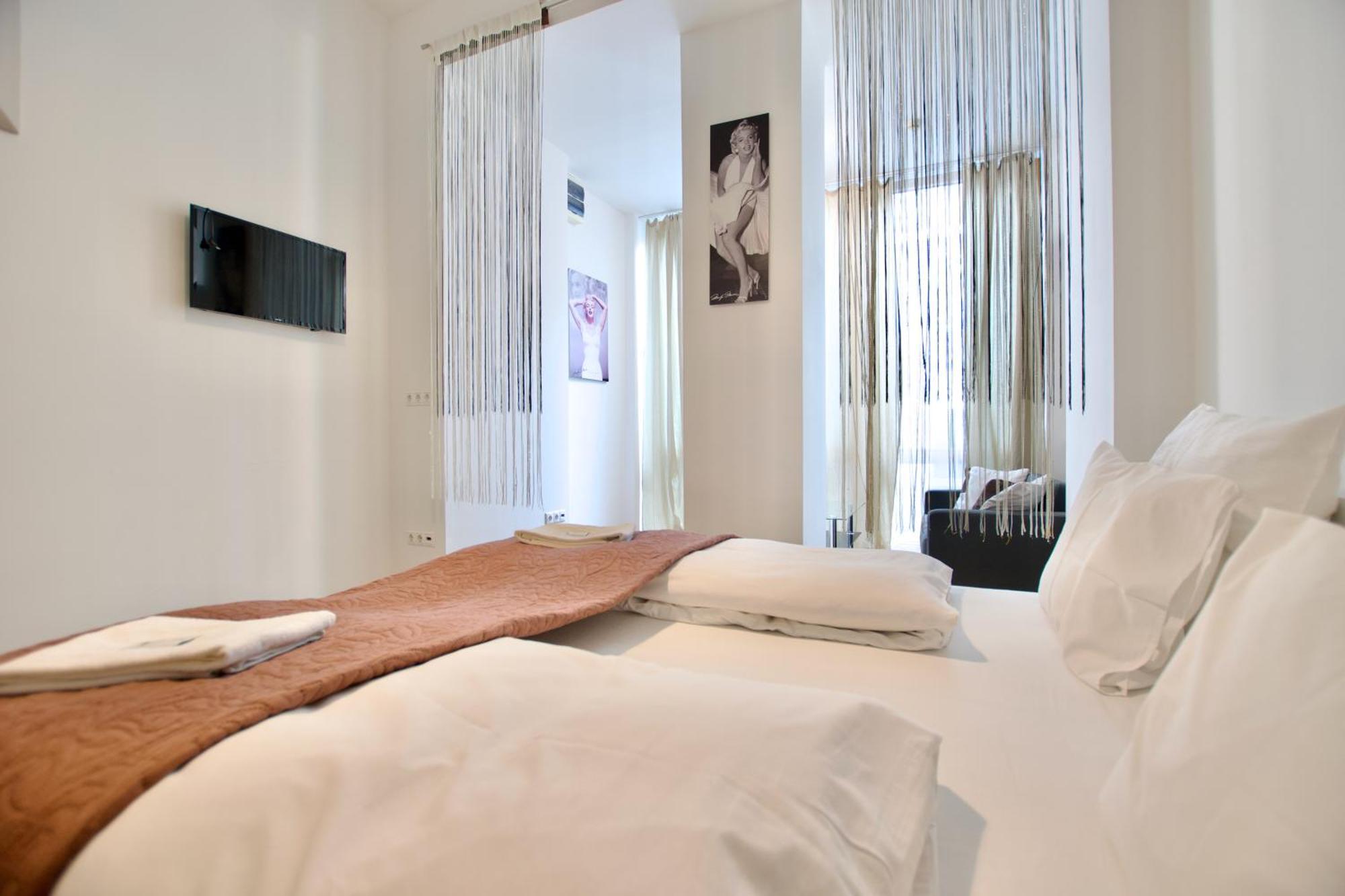 Premium By Hi5 - Vitkovics Apartment *