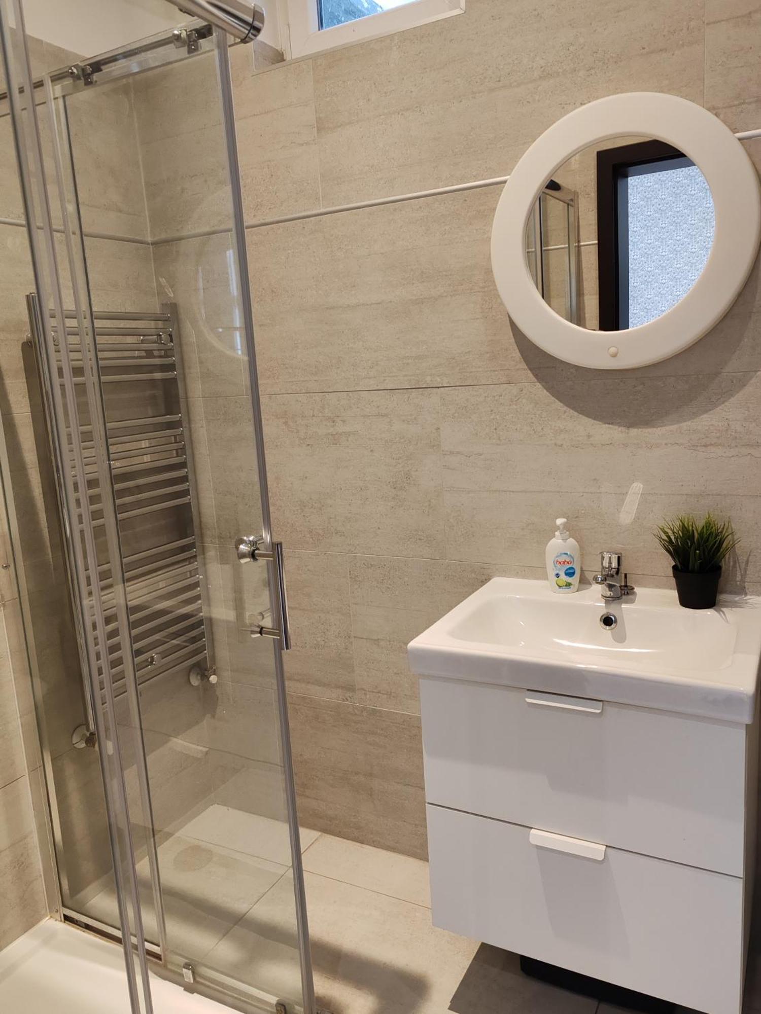 A5 - - Hostaid Apartament