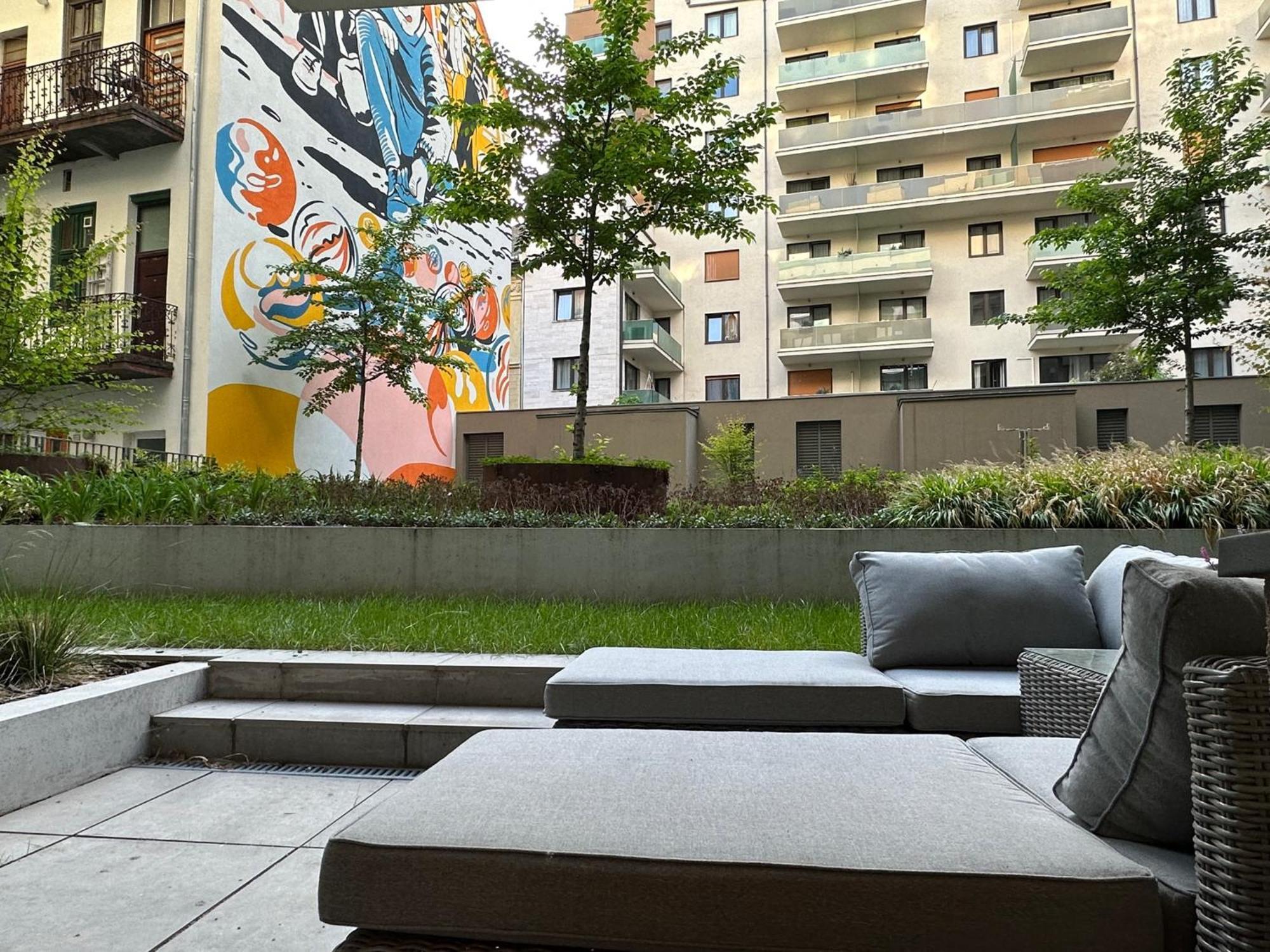 Standard By Hi5-corvin 7 * Budapest