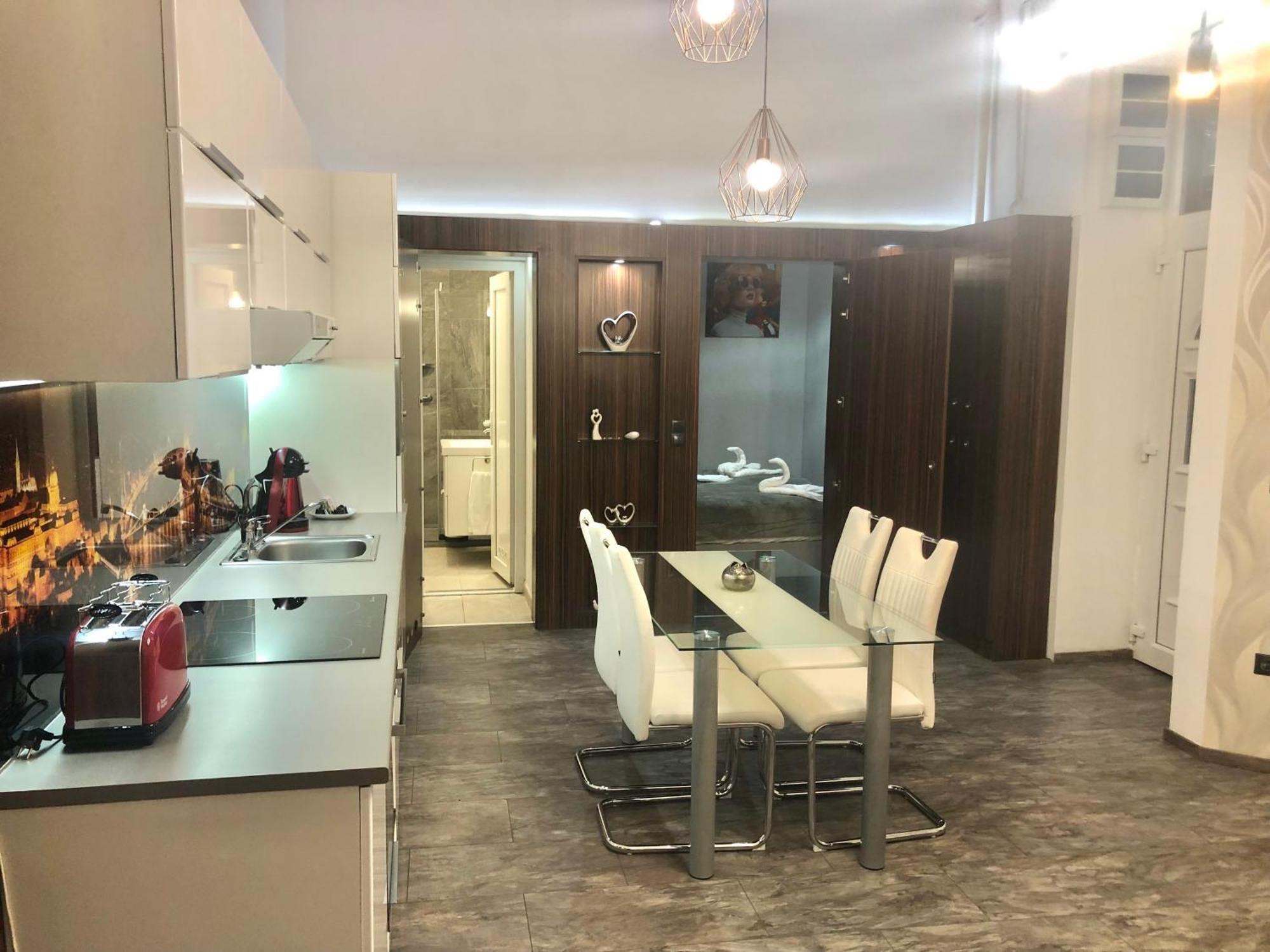 Dohany Deluxe Appartement *