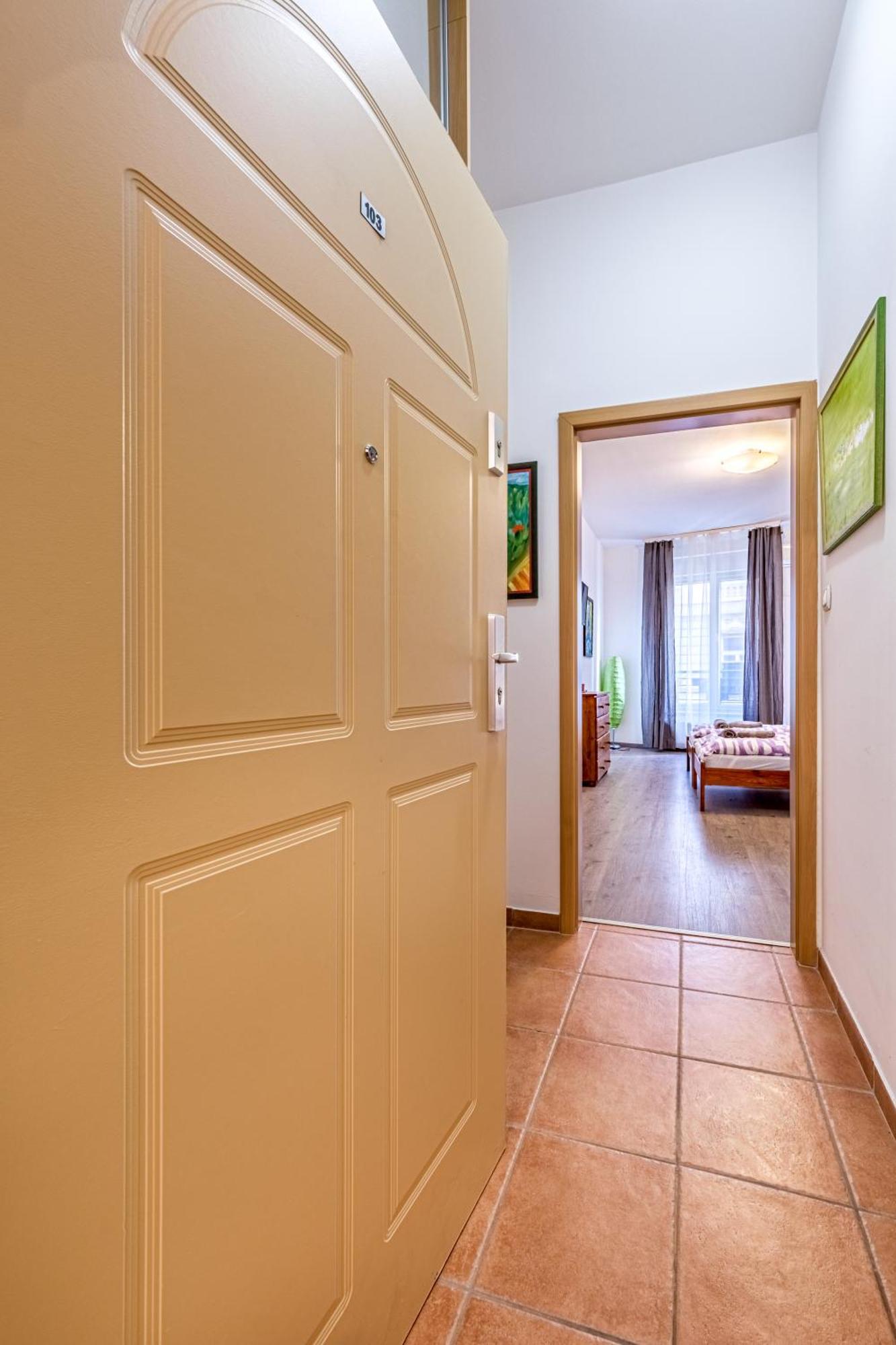 At The Synagogue - Jewish Quarter Apartment Budapest