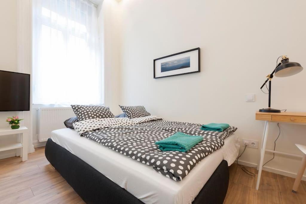 Luxury New-3bdr 3bth Sauna!city Center Lägenhet *