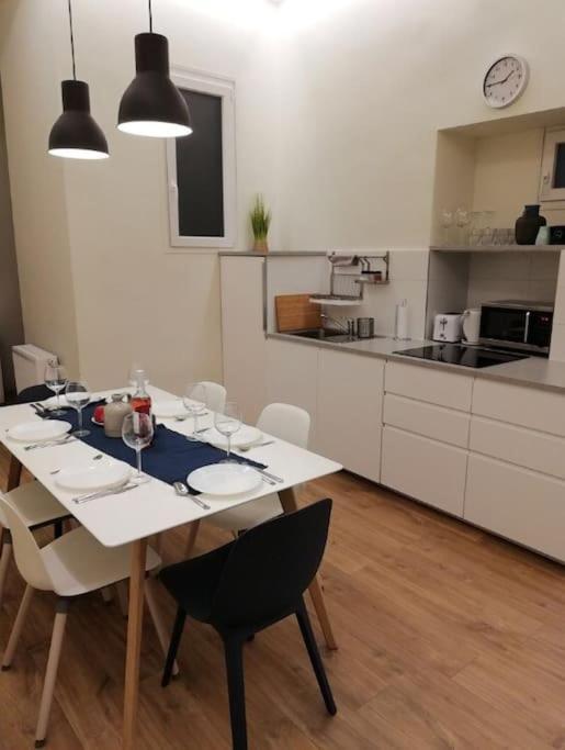 Luxury New-3bdr 3bth Sauna!city Center Lägenhet