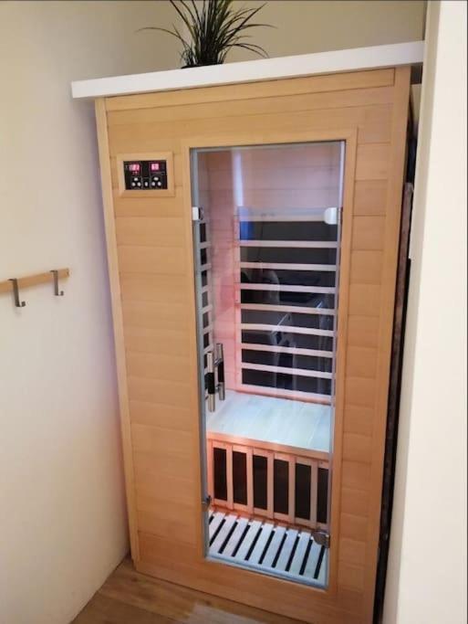 Luxury New-3bdr 3bth Sauna!city Center Lägenhet Budapest