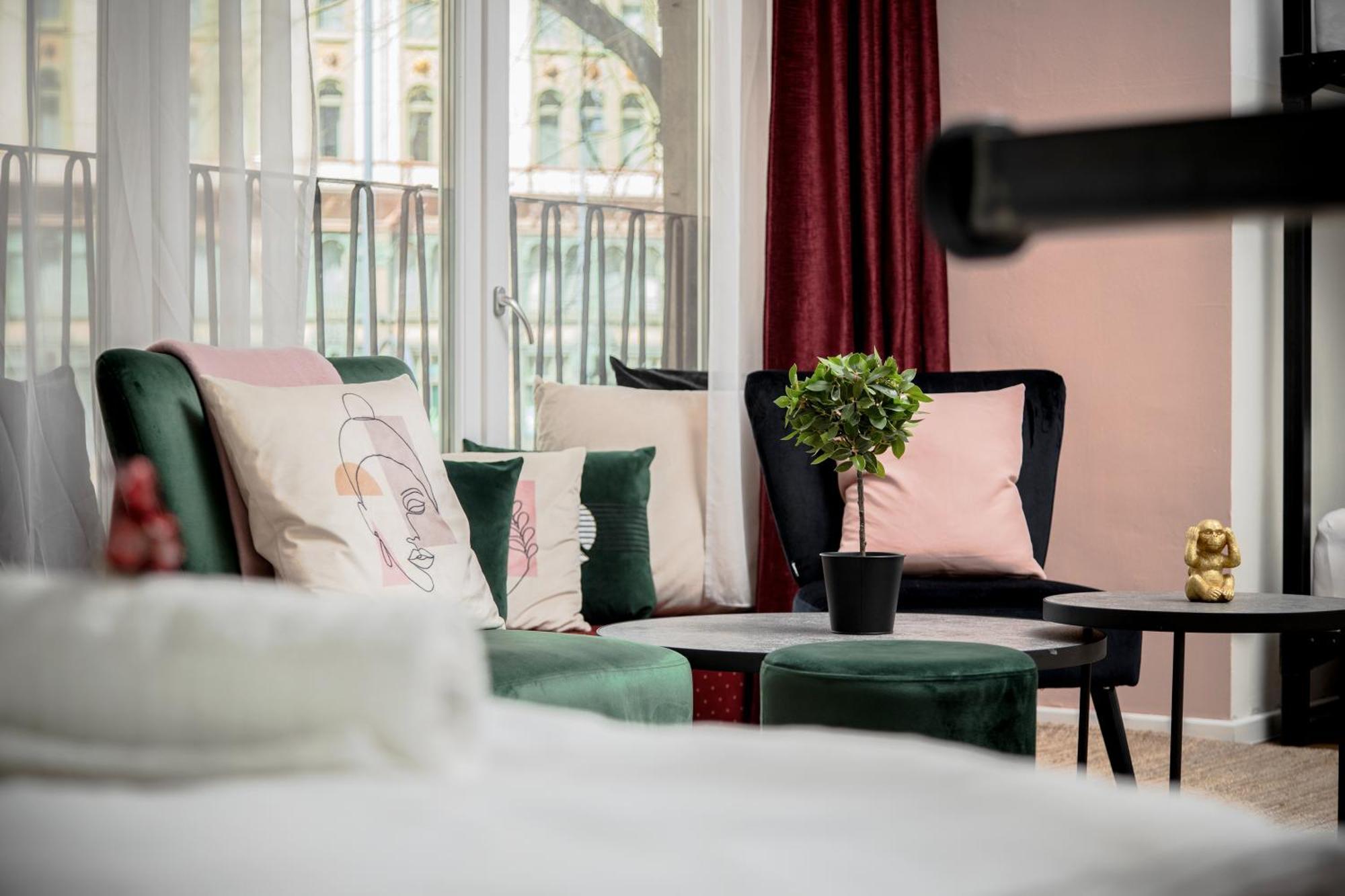 Maverick Downtown Hostel