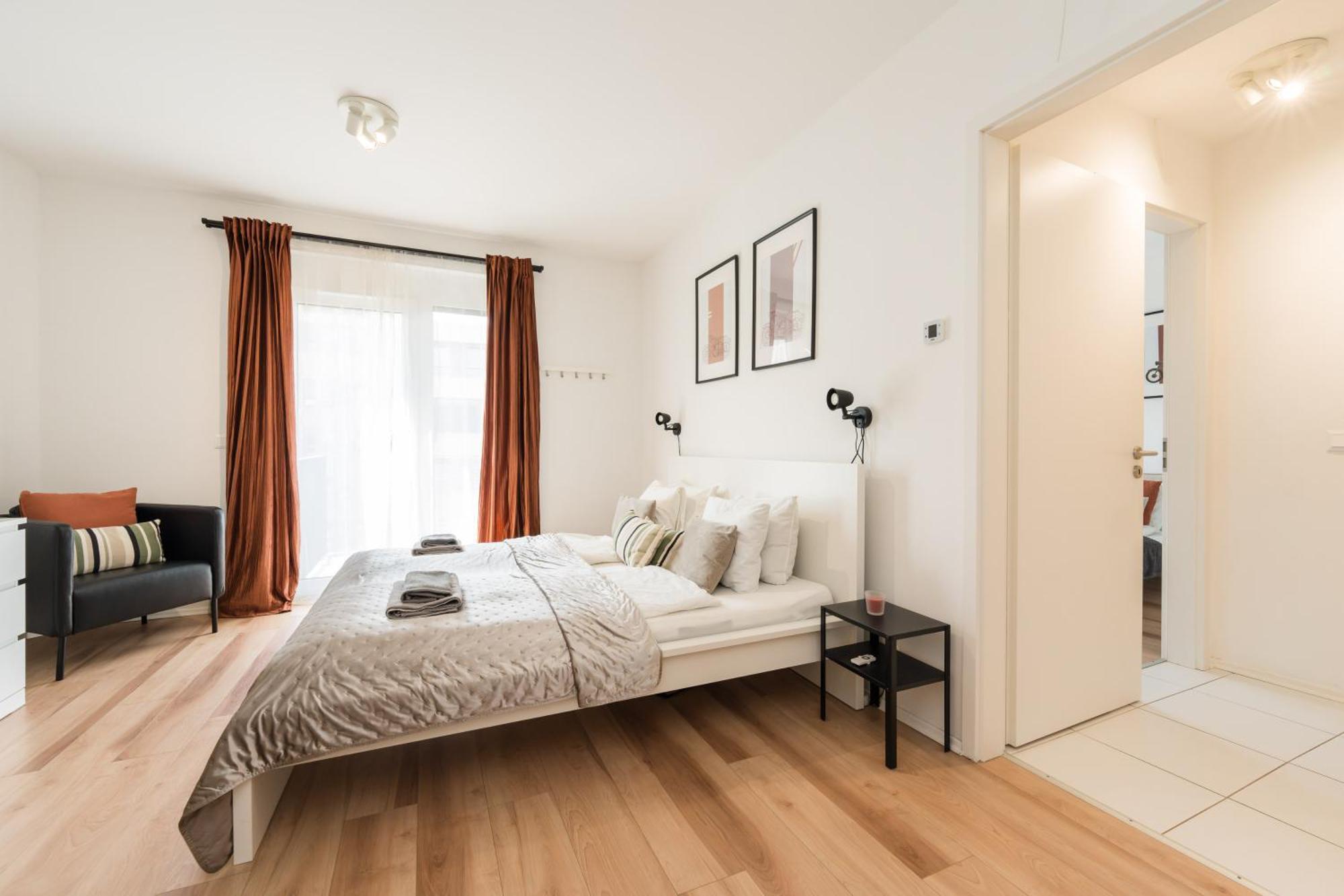 Brand New Modern Apartment-2 Rooms-balcony-garage * Budapest
