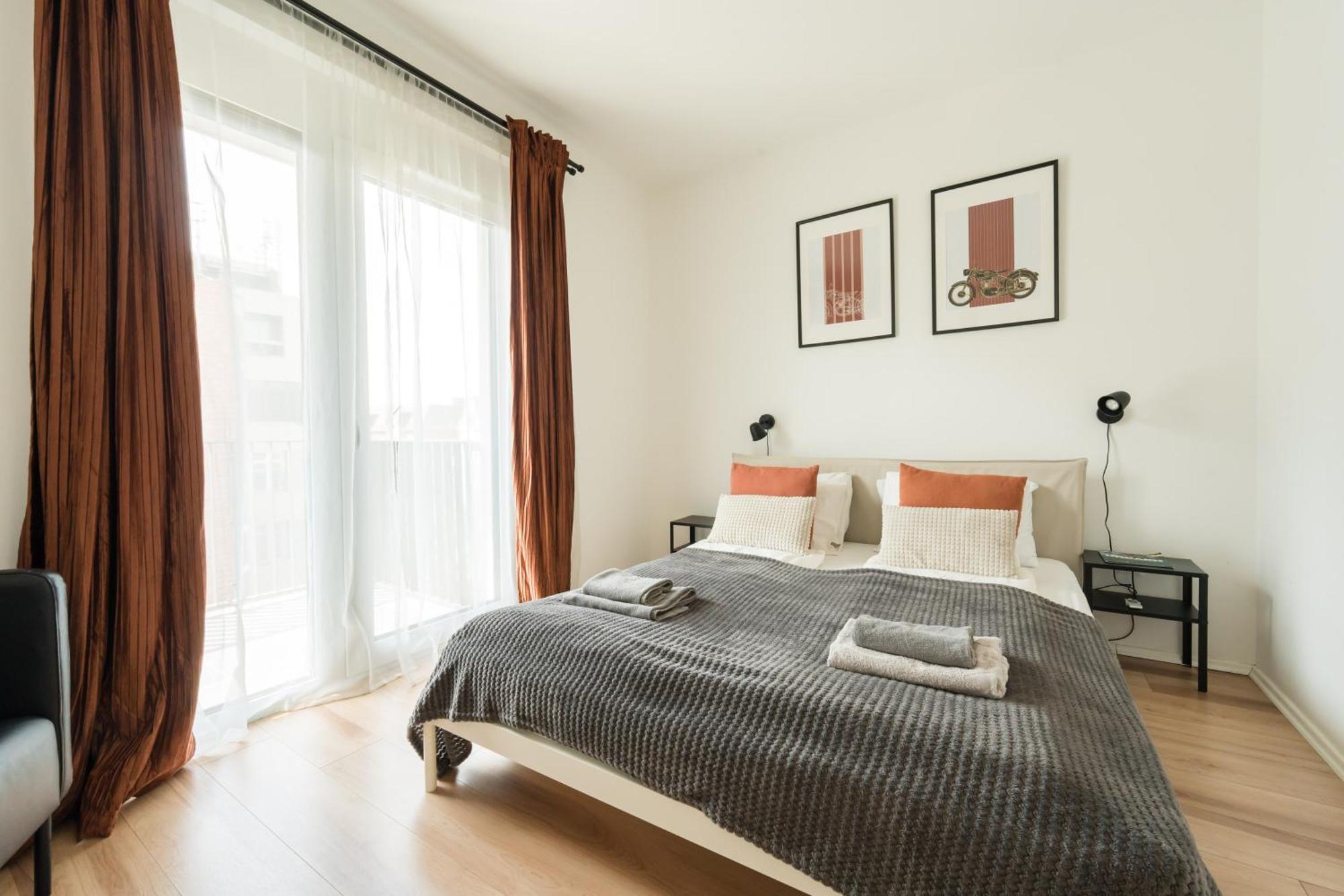Apartment Brand New Modern Apartment-2 Rooms-balcony-garage