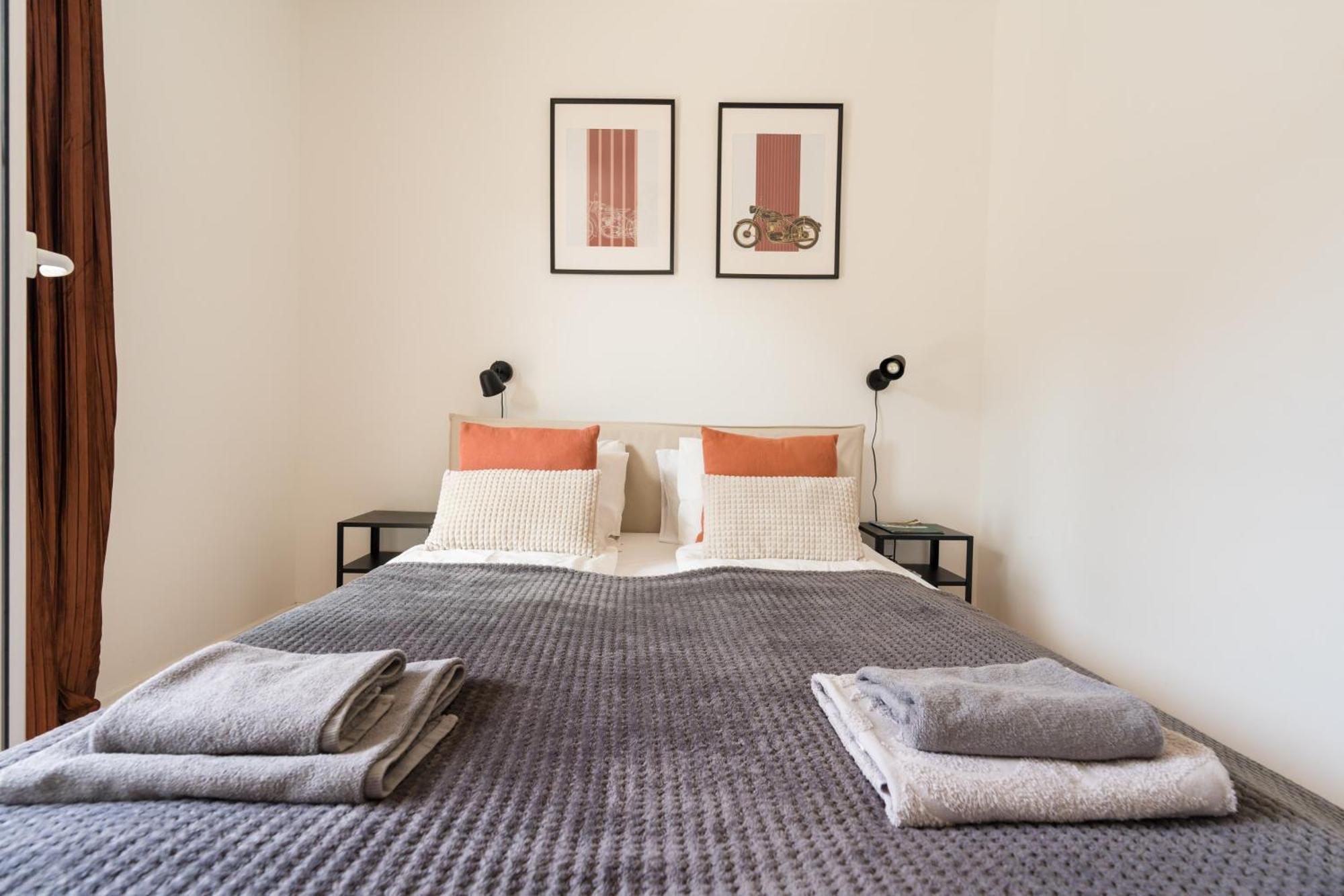 Apartment Brand New Modern Apartment-2 Rooms-balcony-garage Budapest