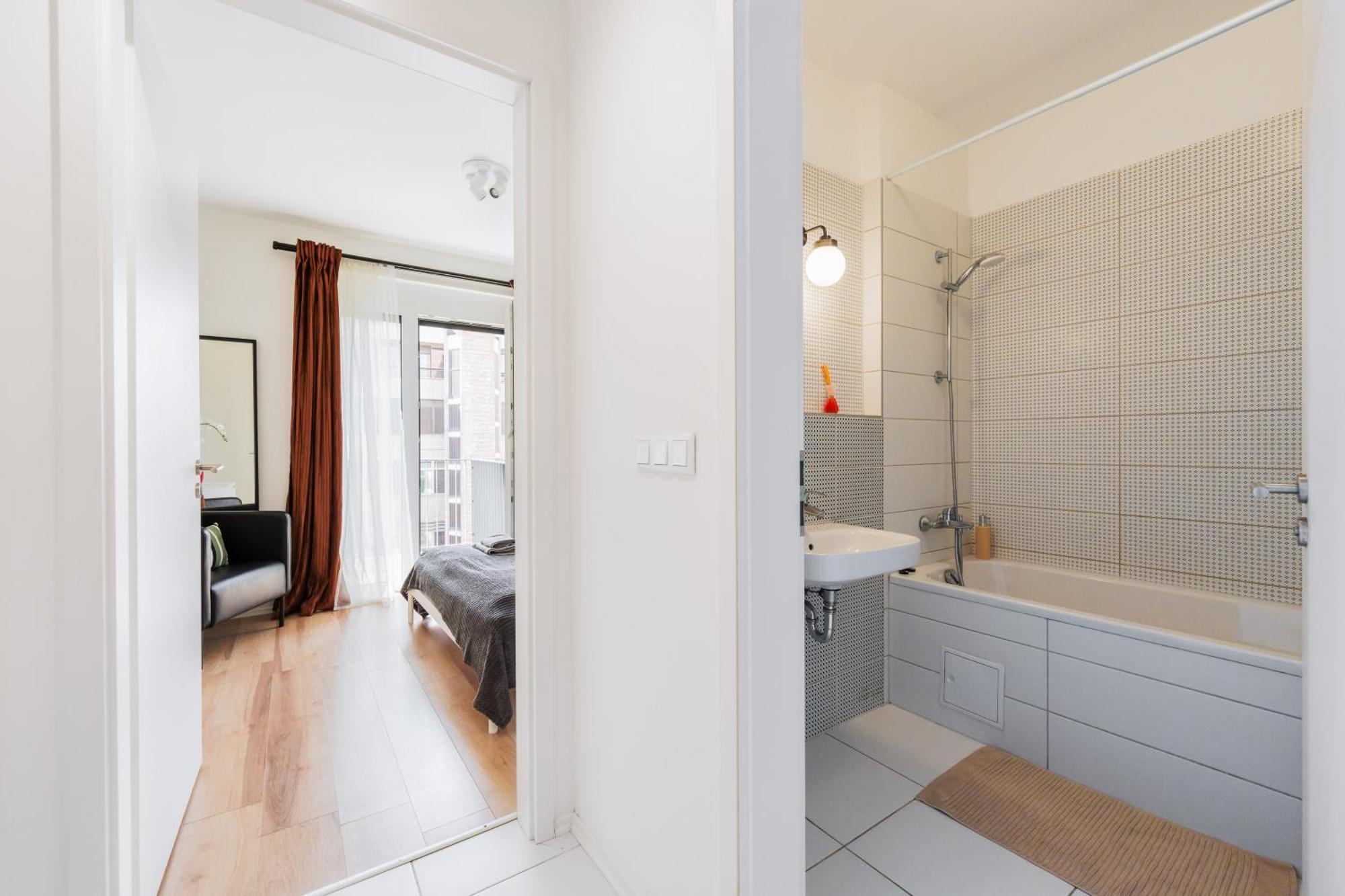 Apartment Brand New Modern Apartment-2 Rooms-balcony-garage