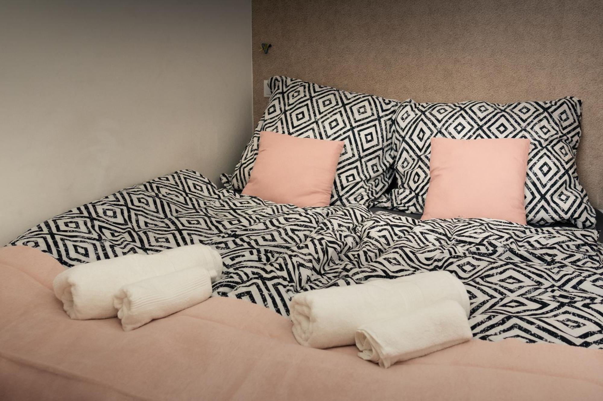 Premium By The Danube With Ac Apartamento *