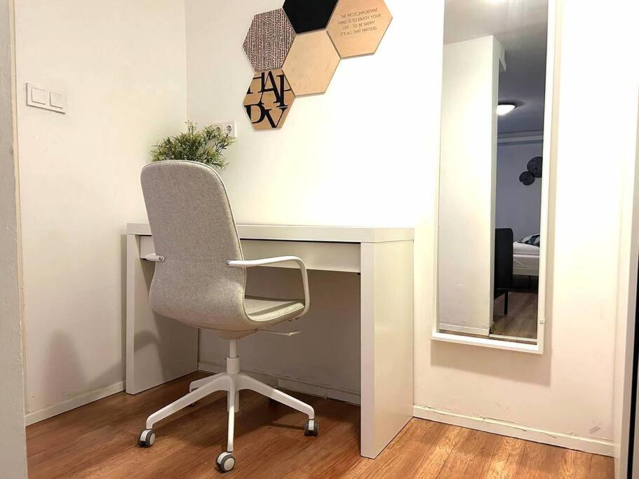 Appartement Erzsebet 5a Center 2 Db Beds Very Convenient *