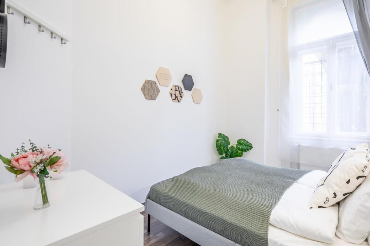Fresh Cosy Style - Location * Boedapest