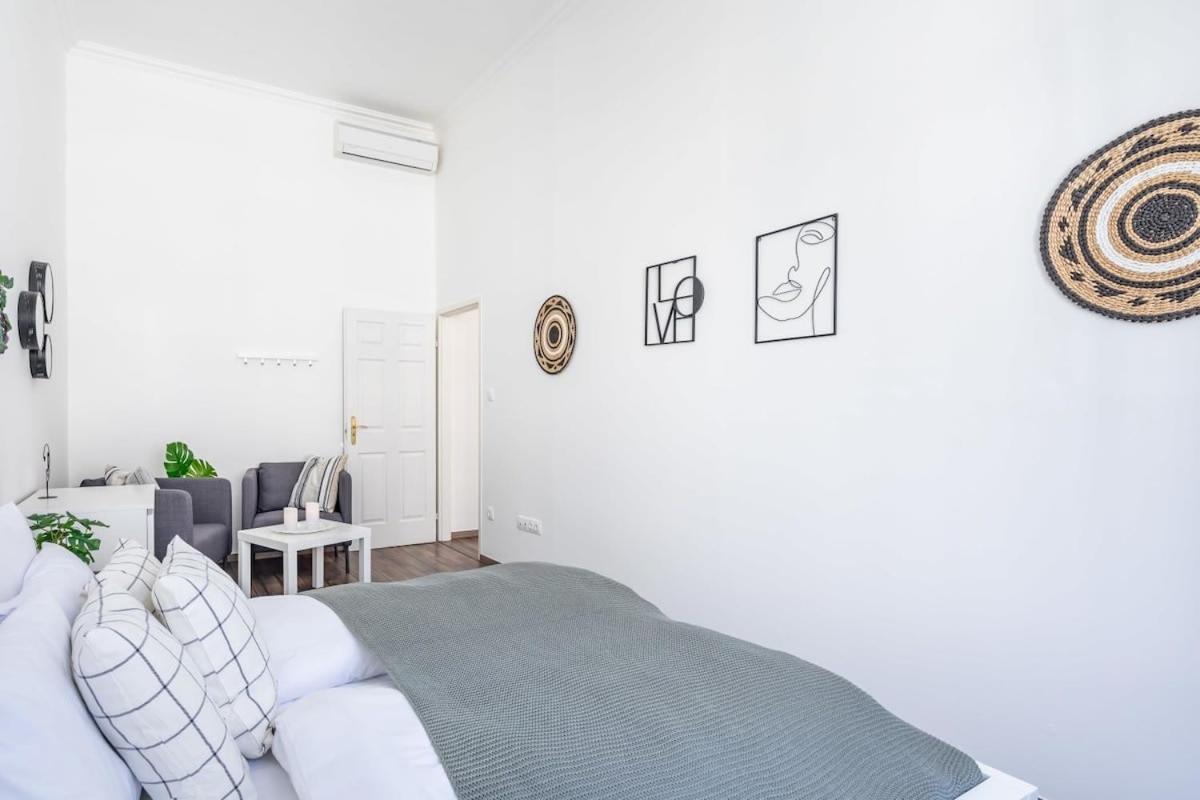 Fresh Cosy Style - Location * Boedapest