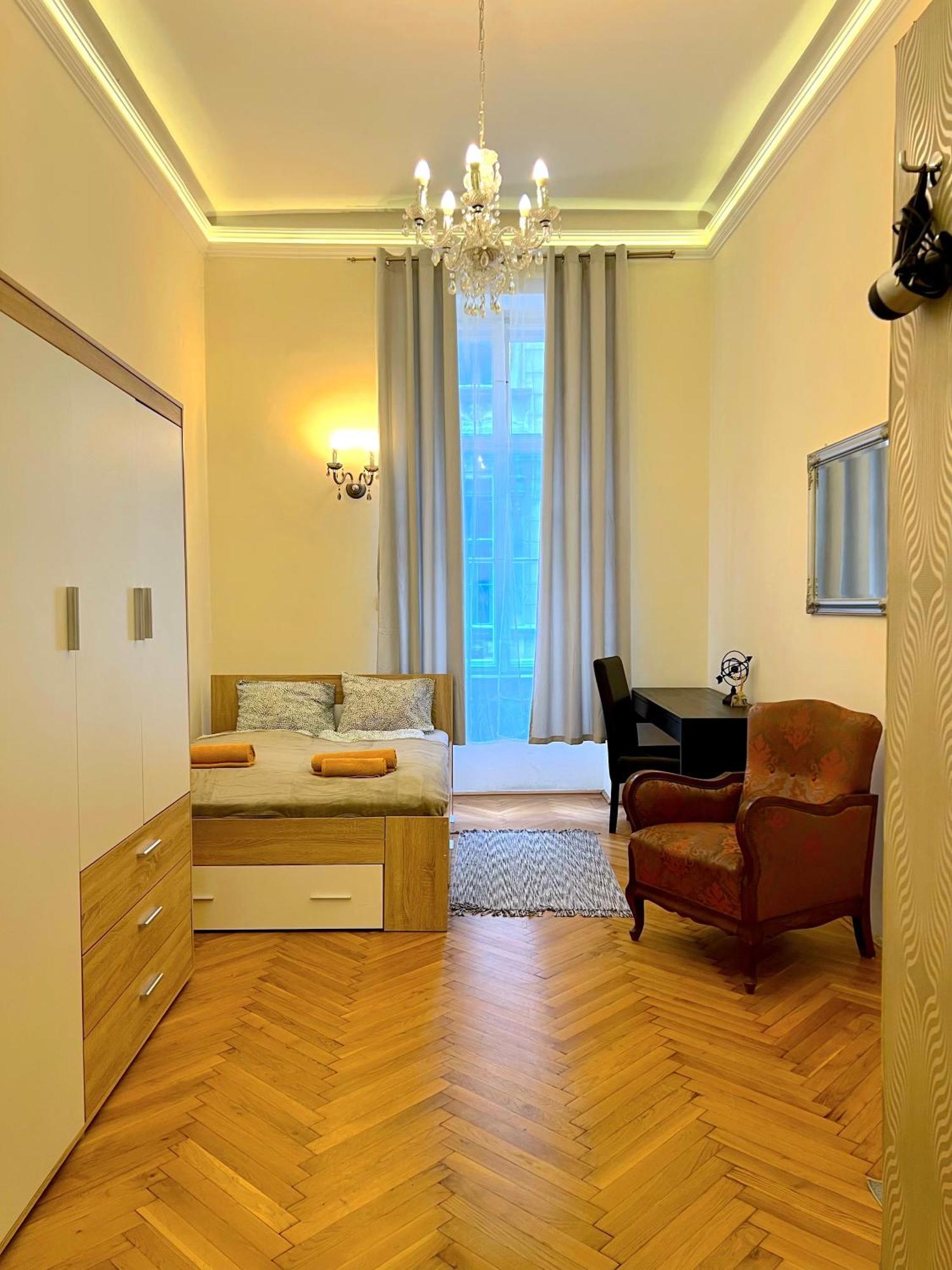 In Ferenciek Square Apartamento Budapest