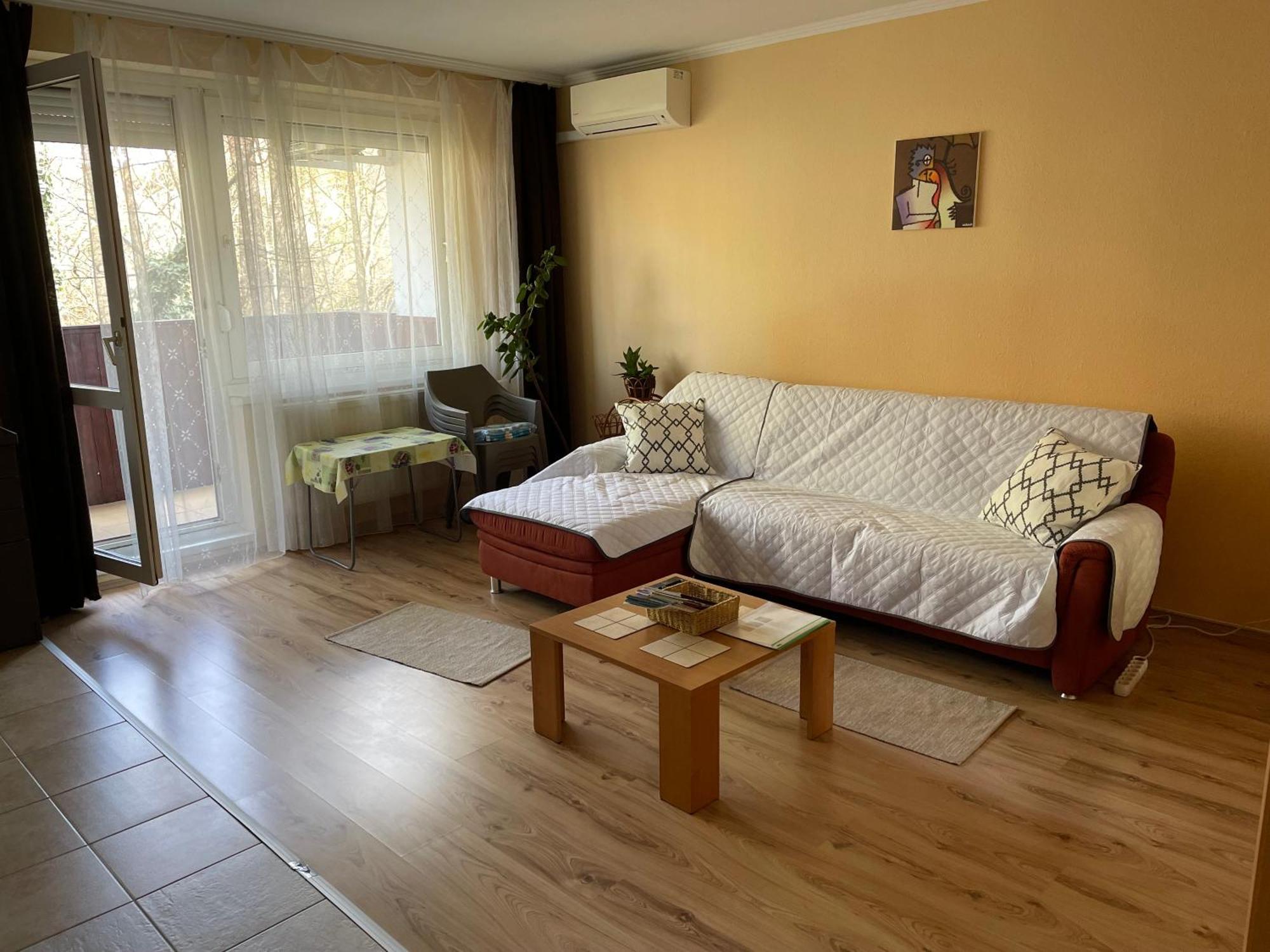 Appartamento Calm Island Near The Danube - Free Parking *
