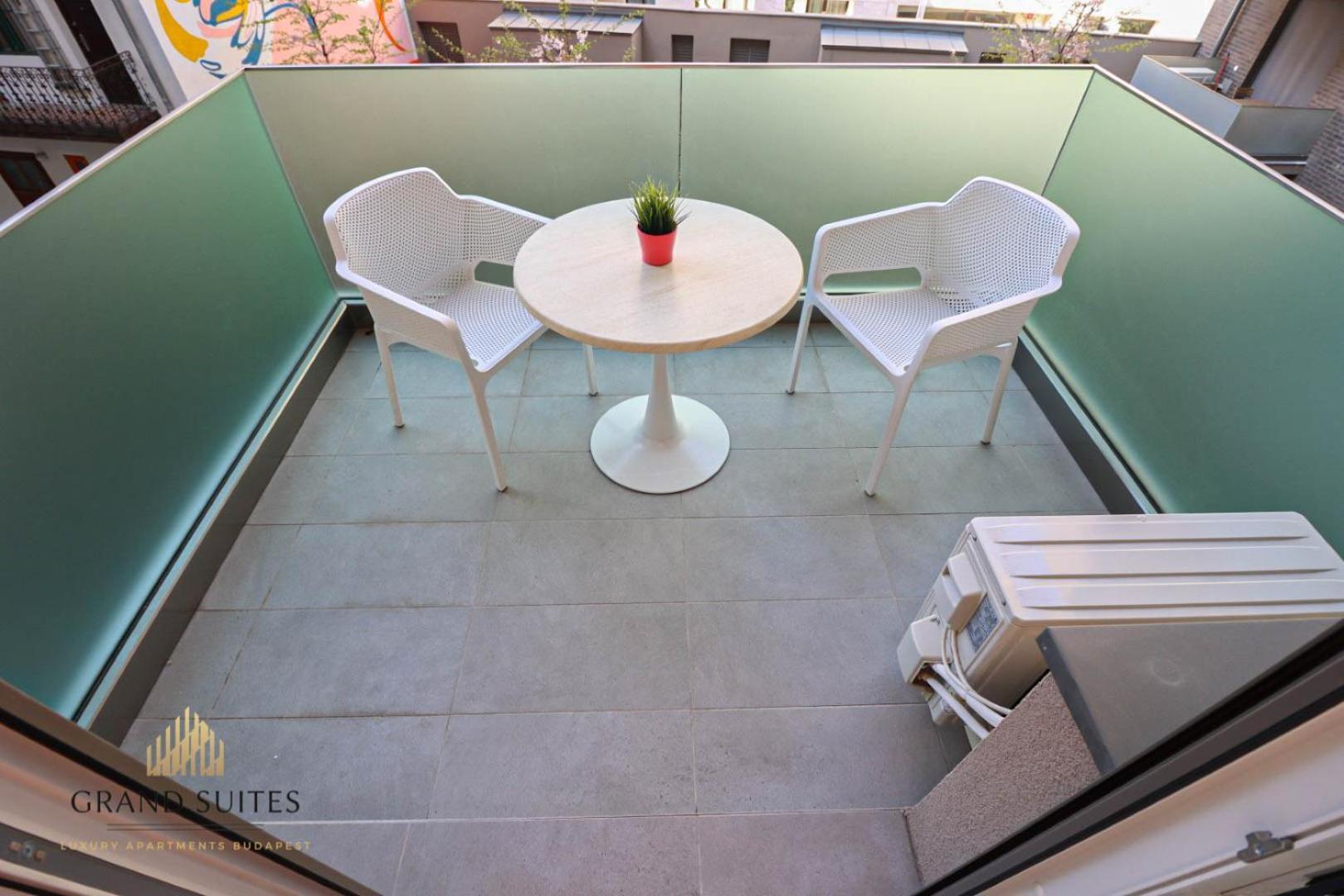 Grand Promenade Apartamento