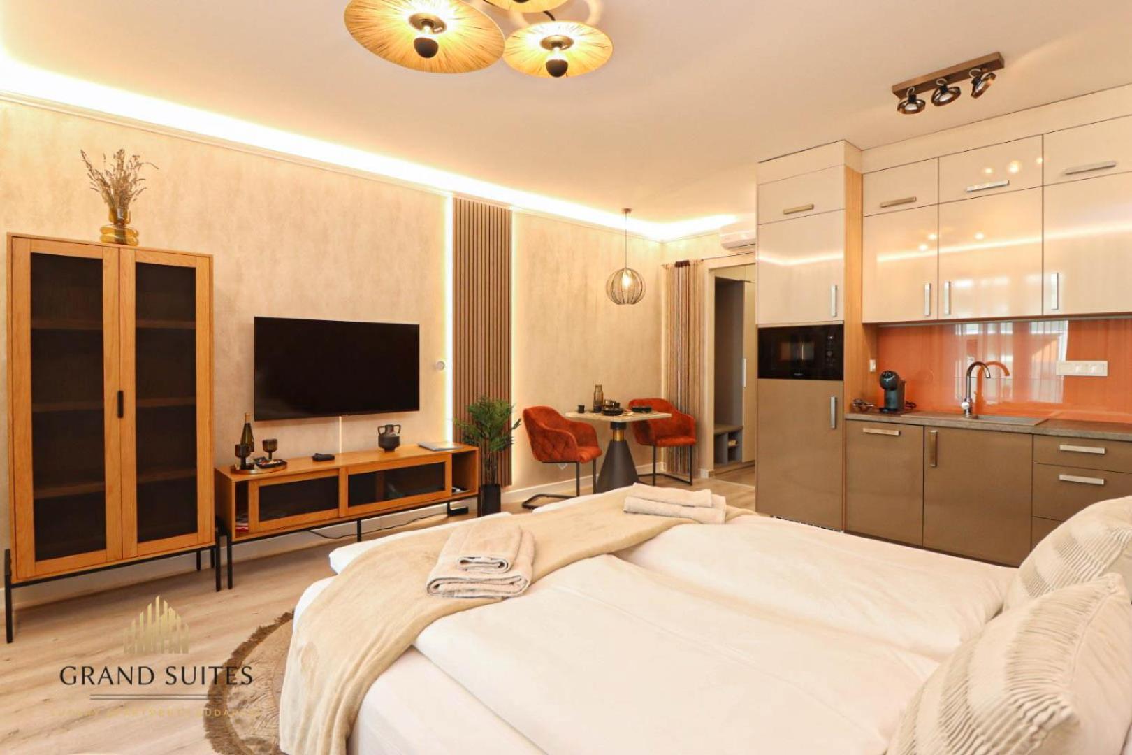 Grand Promenade Apartamento