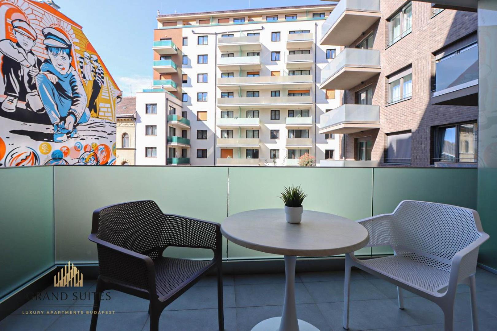Grand Promenade Apartamento