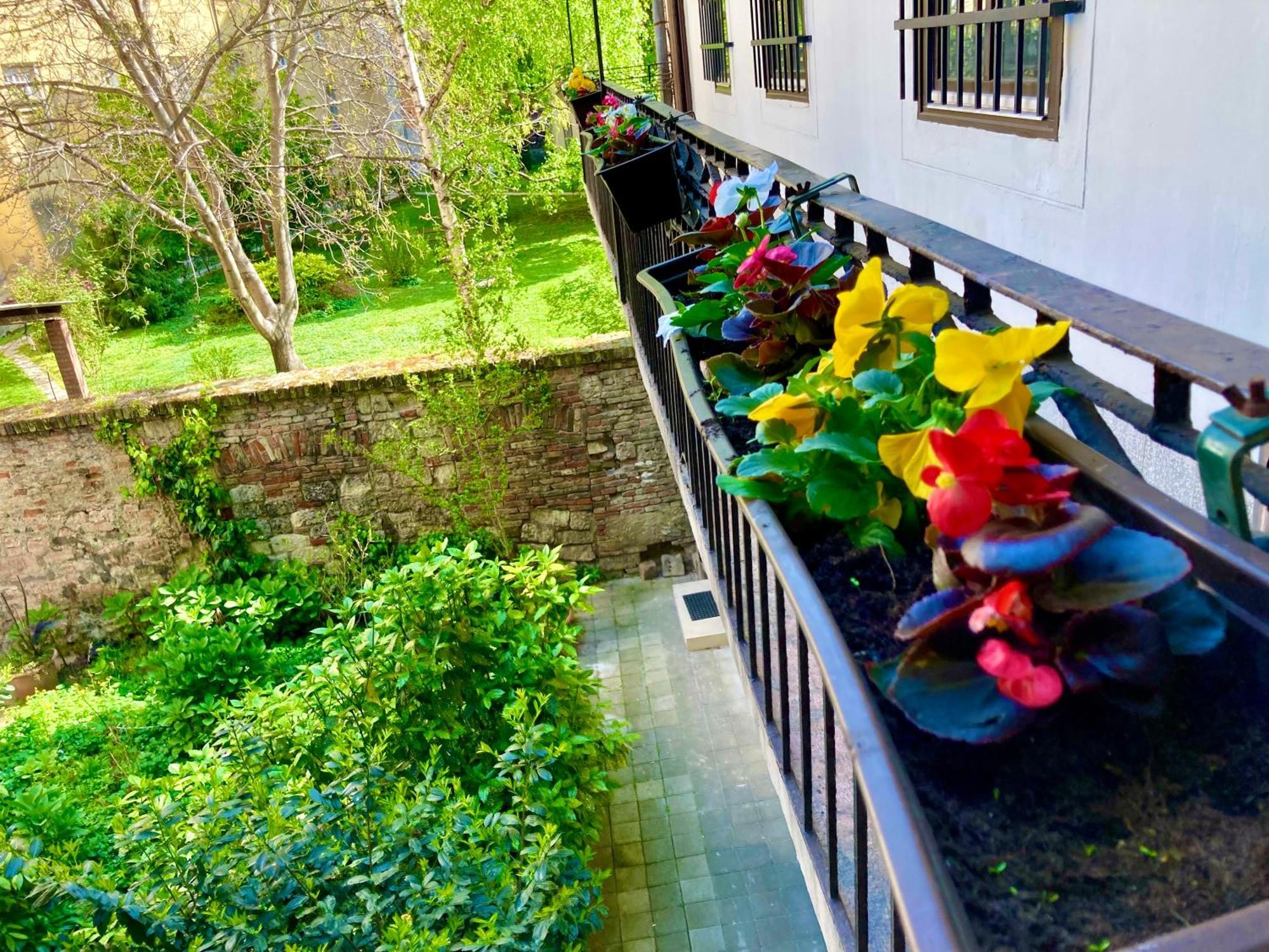 Aparthotel Amber Gardenview Downtown Budapest