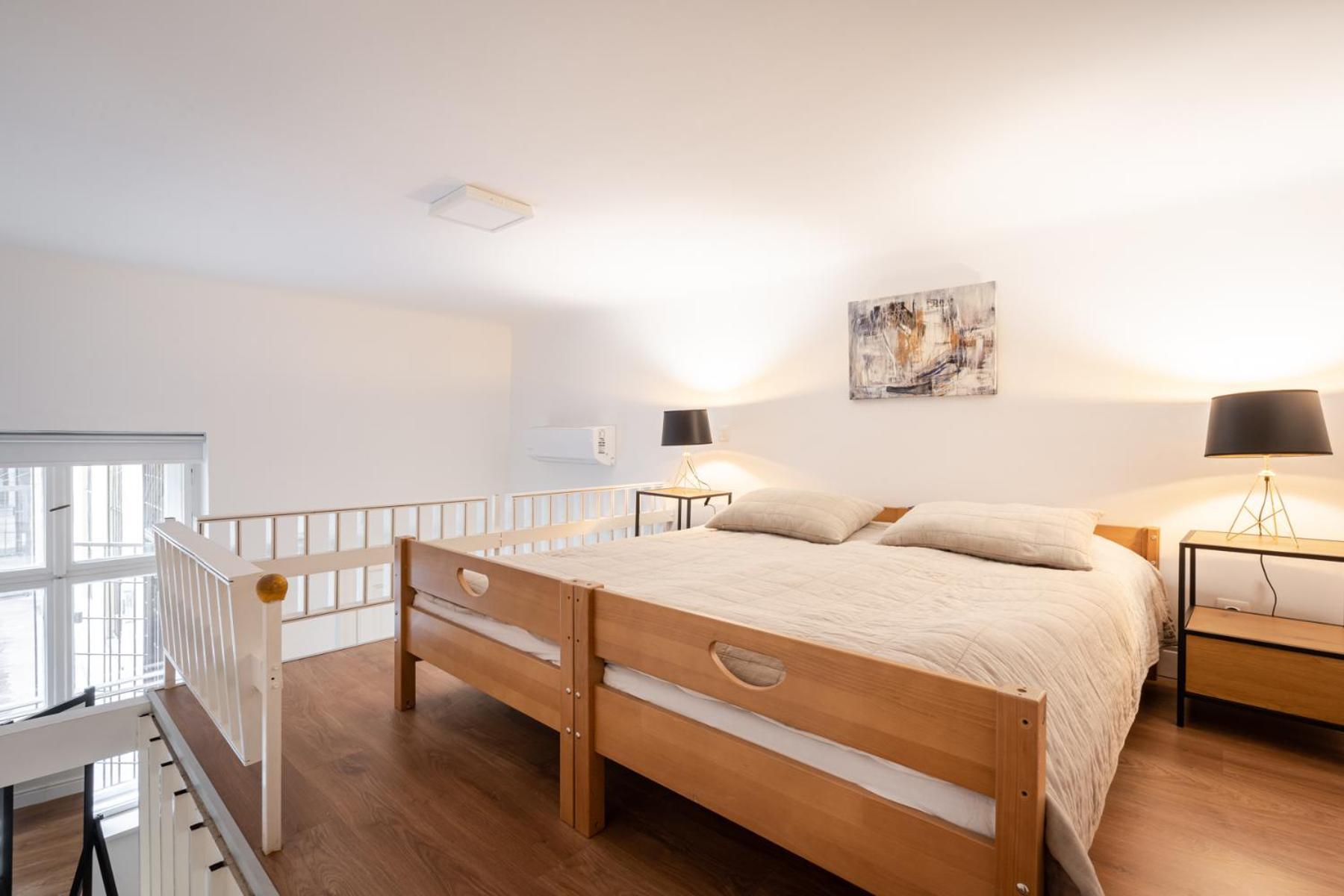 Classical With Modern Style Downtown! Apartmán *